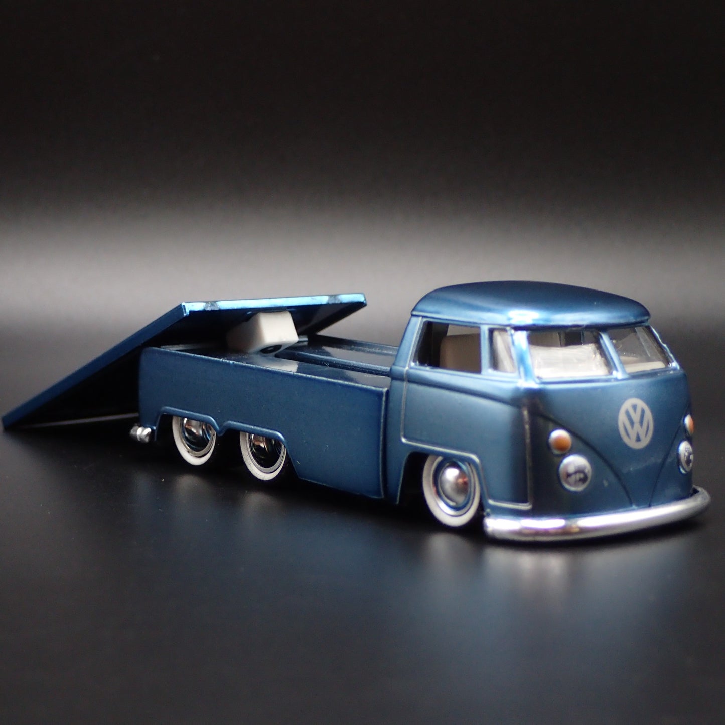 1950-1967 VW VOLKSWAGEN SINGLE CAB TYPE 2 T1 FLATBED 1:64 DIECAST MODEL CAR