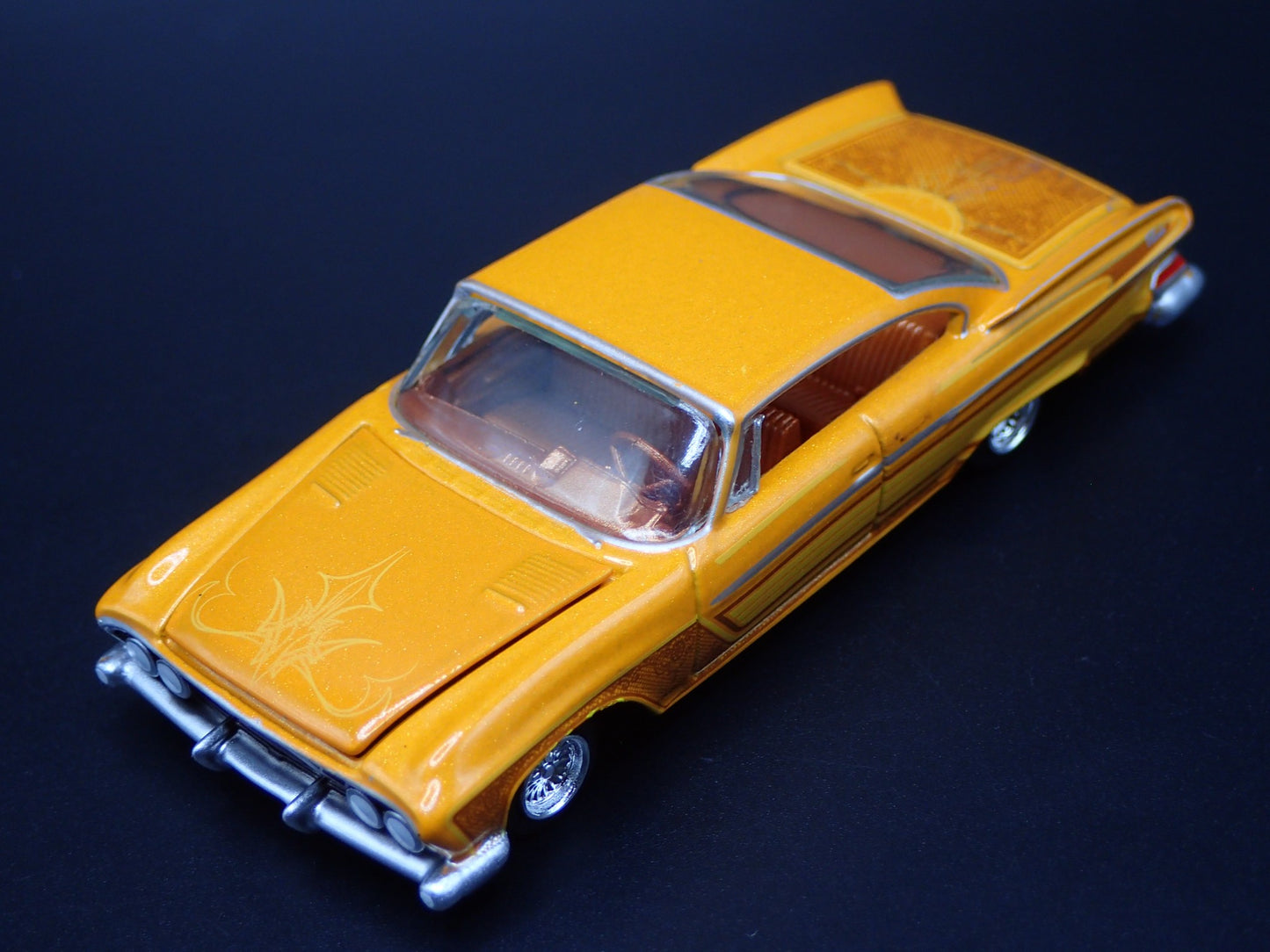1961 61 DODGE DART PHOENIX LOWRIDER YELLOW 1:64 SCALE DIORAMA DIECAST MODEL CAR