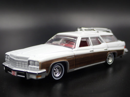 1975 75 BUICK ESTATE WAGON WHITE 1/64 SCALE COLLECTIBLE DIECAST MODEL CAR