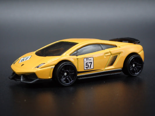 LAMBORGHINI GALLARDO LP 570-4 SUPERLEGGERA GRAN TURISMO 1:64 DIECAST MODEL CAR