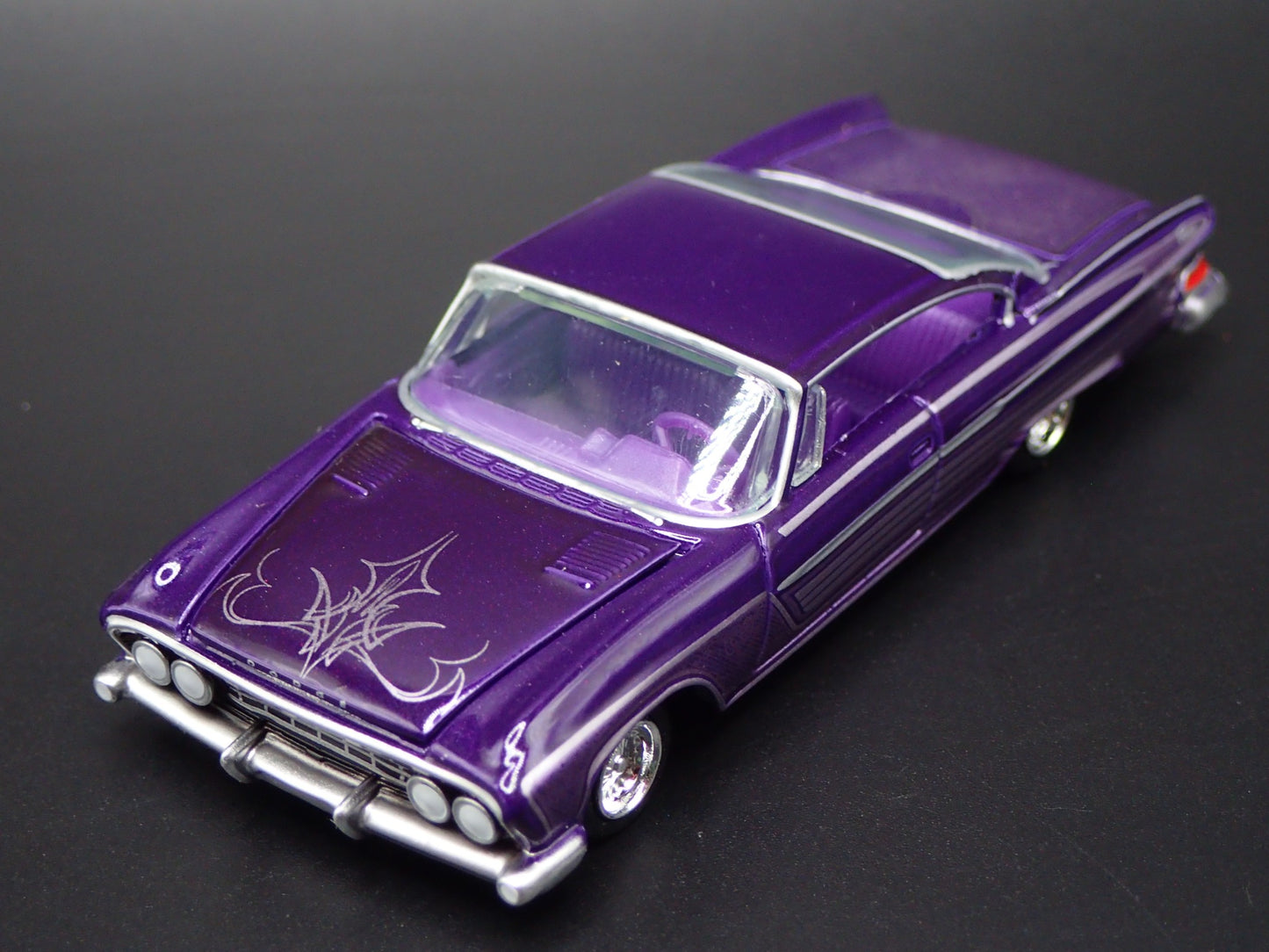 1961 61 DODGE DART PHOENIX LOWRIDER PURPLE 1:64 SCALE DIORAMA DIECAST MODEL CAR