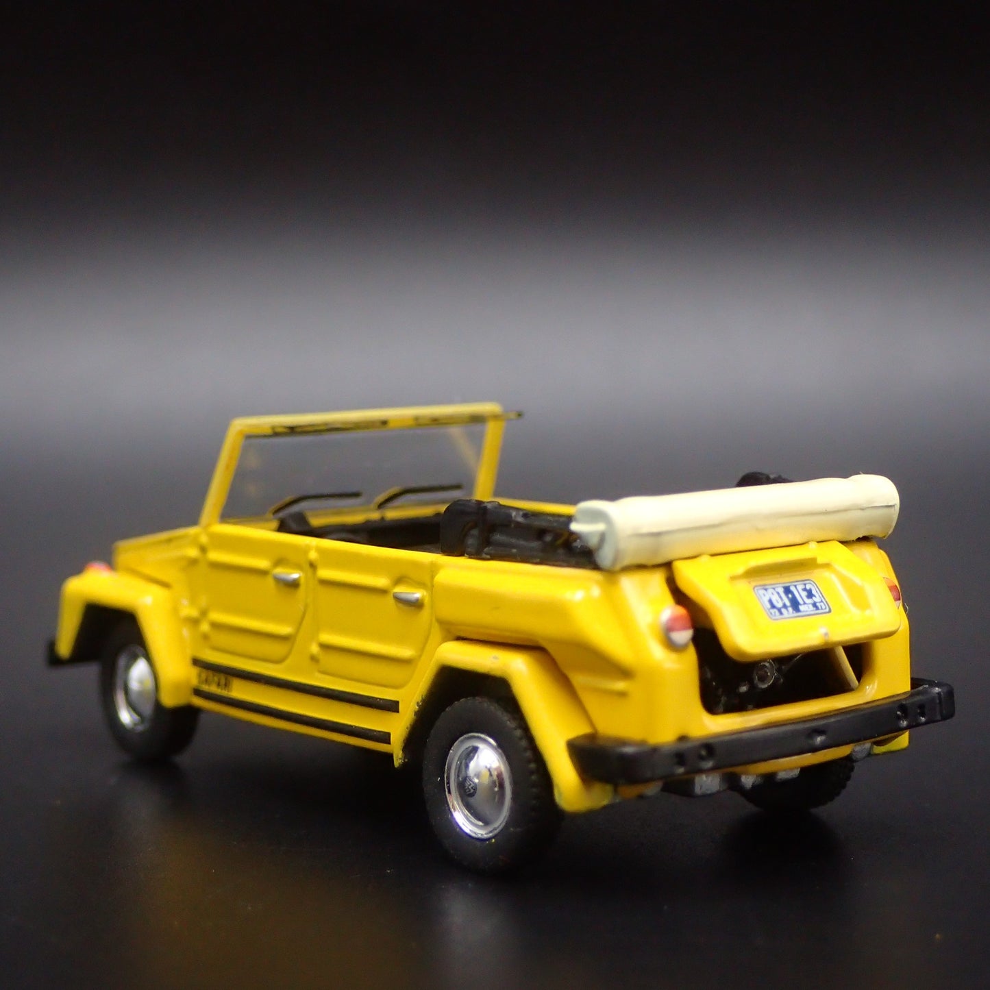 VOLKSWAGEN THING SAFARI TYPE 181 YELLOW 1:64 SCALE DIORAMA DIECAST MODEL CAR