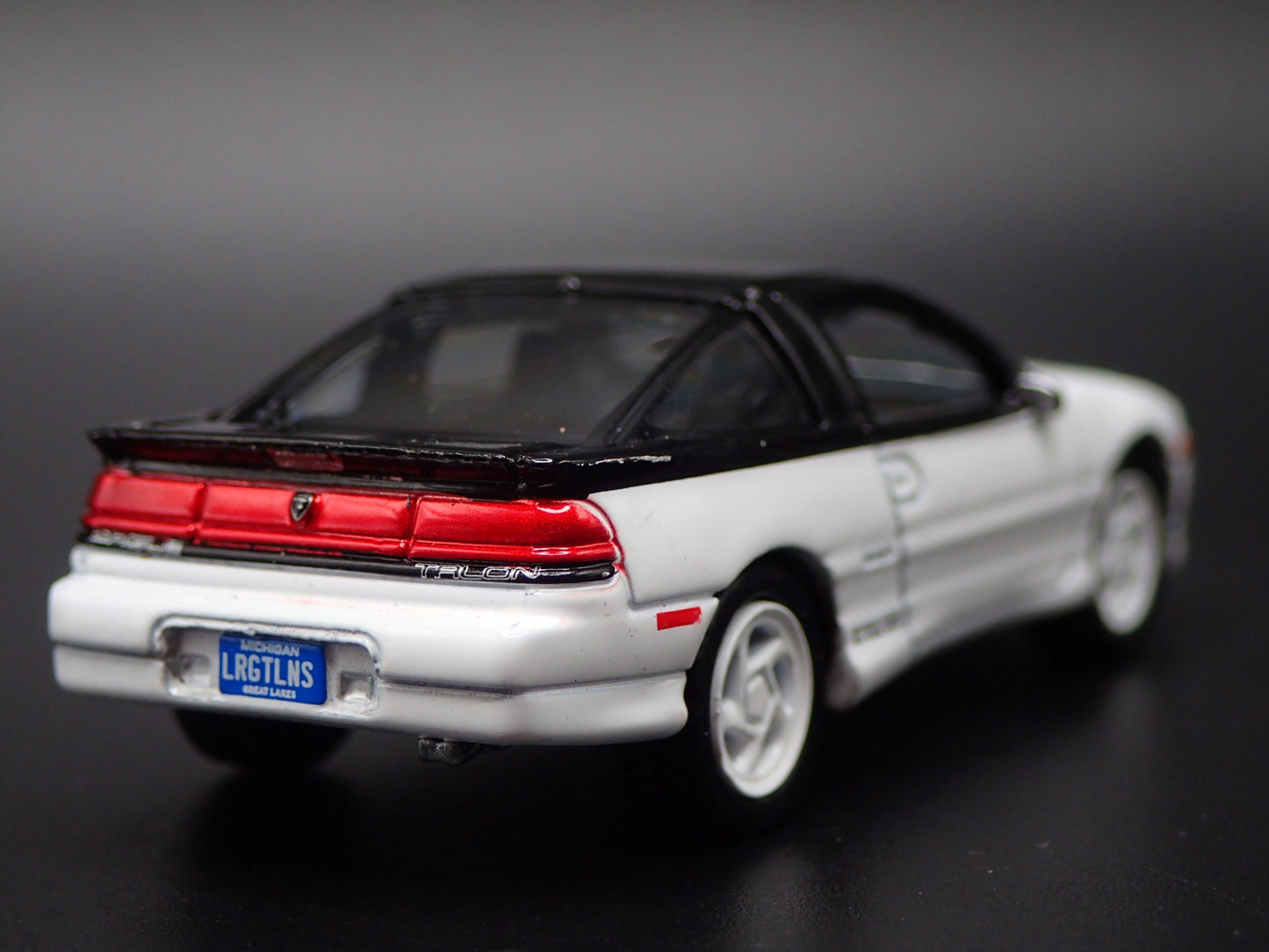 1990-1994 EAGLE TALON TSi WHITE 1:64 SCALE COLLECTIBLE DIORAMA DIECAST MODEL CAR