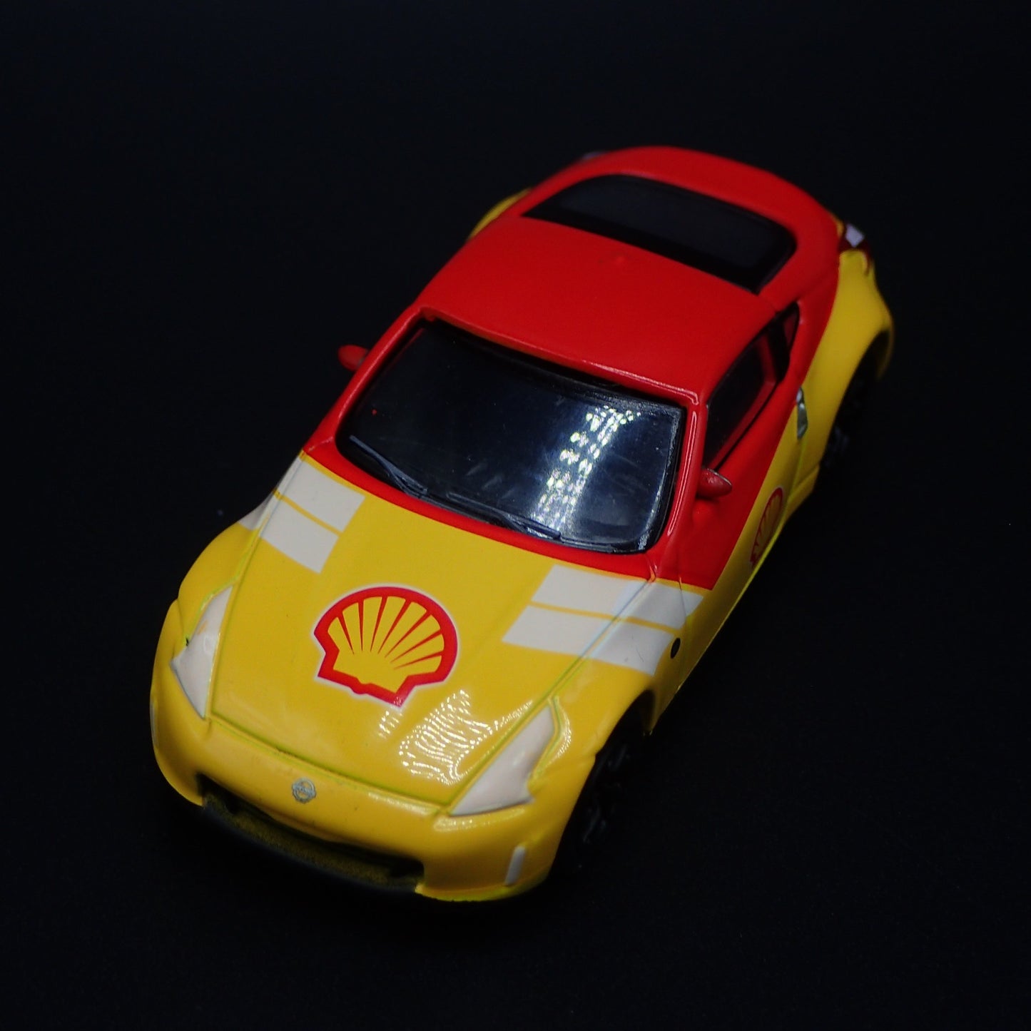 2009-2020 NISSAN 370Z SHELL OIL 1:64 SCALE COLLECTIBLE DIORAMA DIECAST MODEL CAR