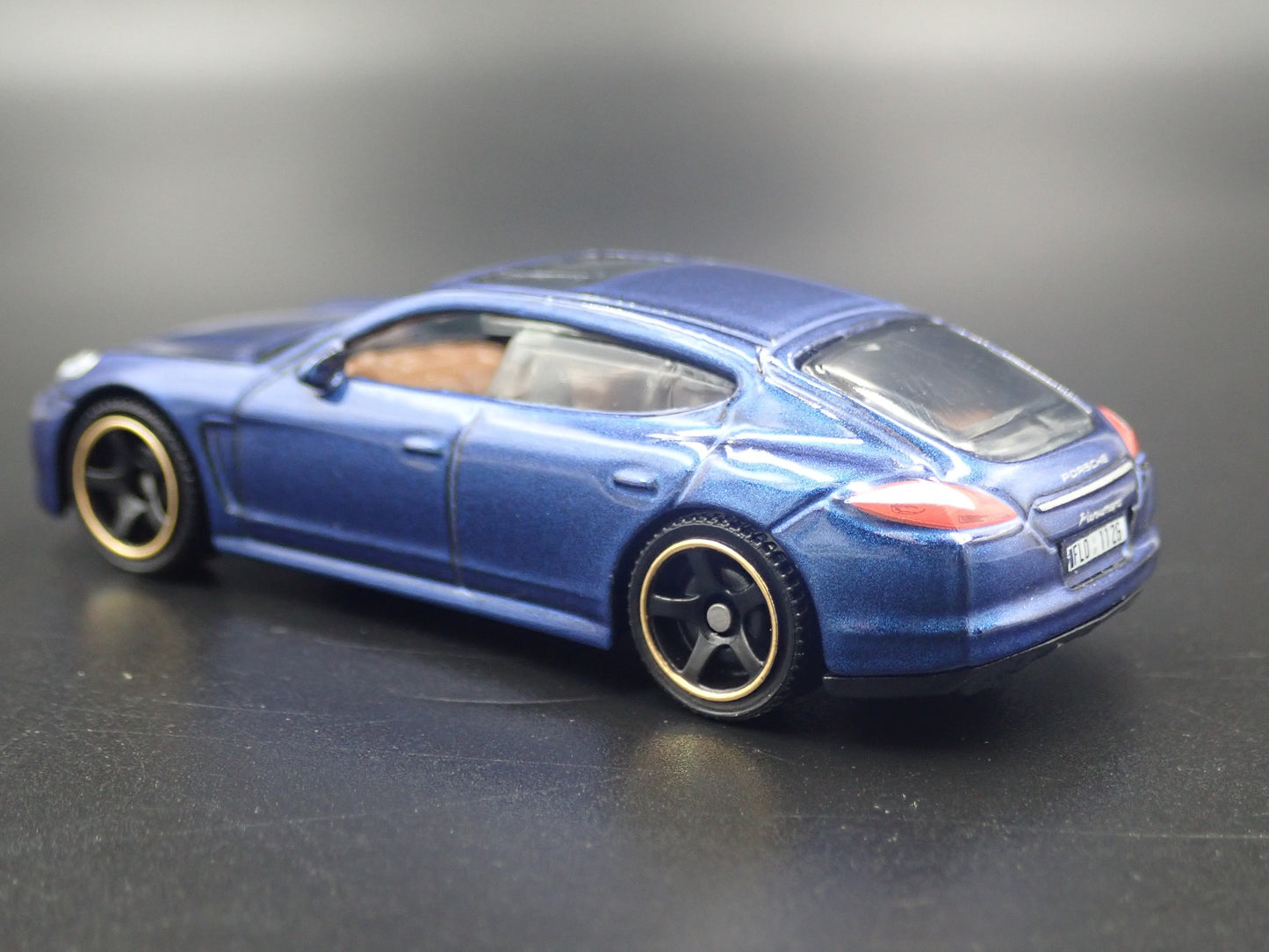 2009-2016 PORSCHE PANAMERA BLUE 1:64 SCALE COLLECTIBLE DIORAMA DIECAST MODEL CAR