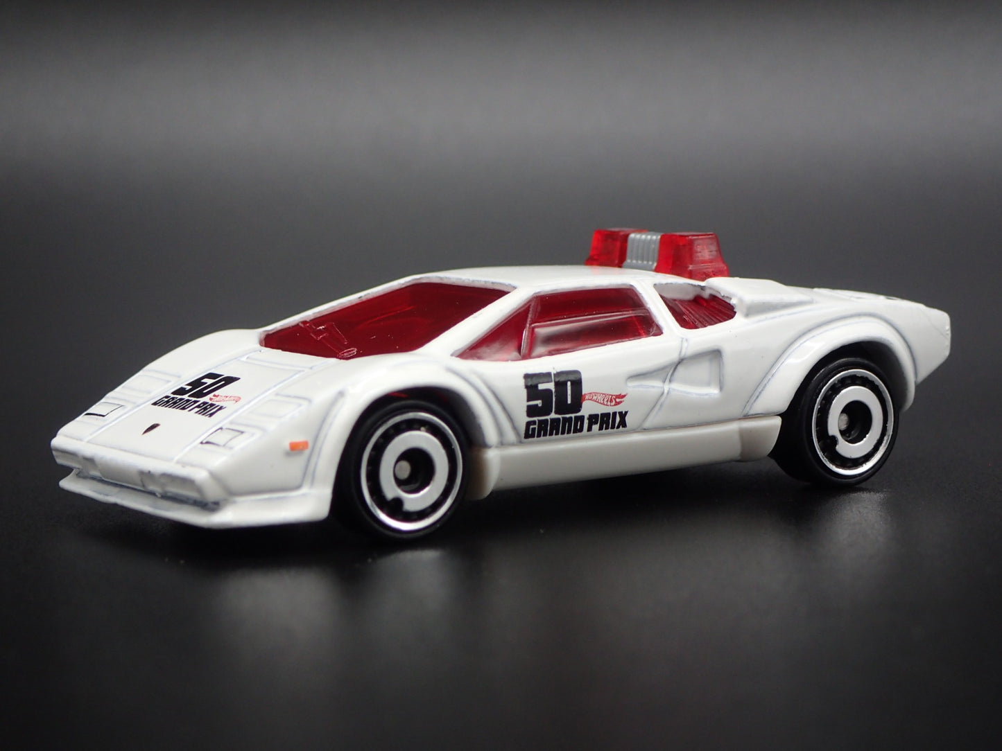 1974-1990 LAMBORGHINI COUNTACH PACE CAR SUPER CAR 1:64 SCALE DIECAST MODEL CAR