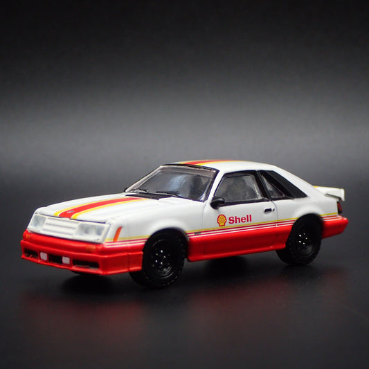 1982 82 FORD MUSTANG GT FOX BODY SHELL OIL 1:64 SCALE DIORAMA DIECAST MODEL CAR