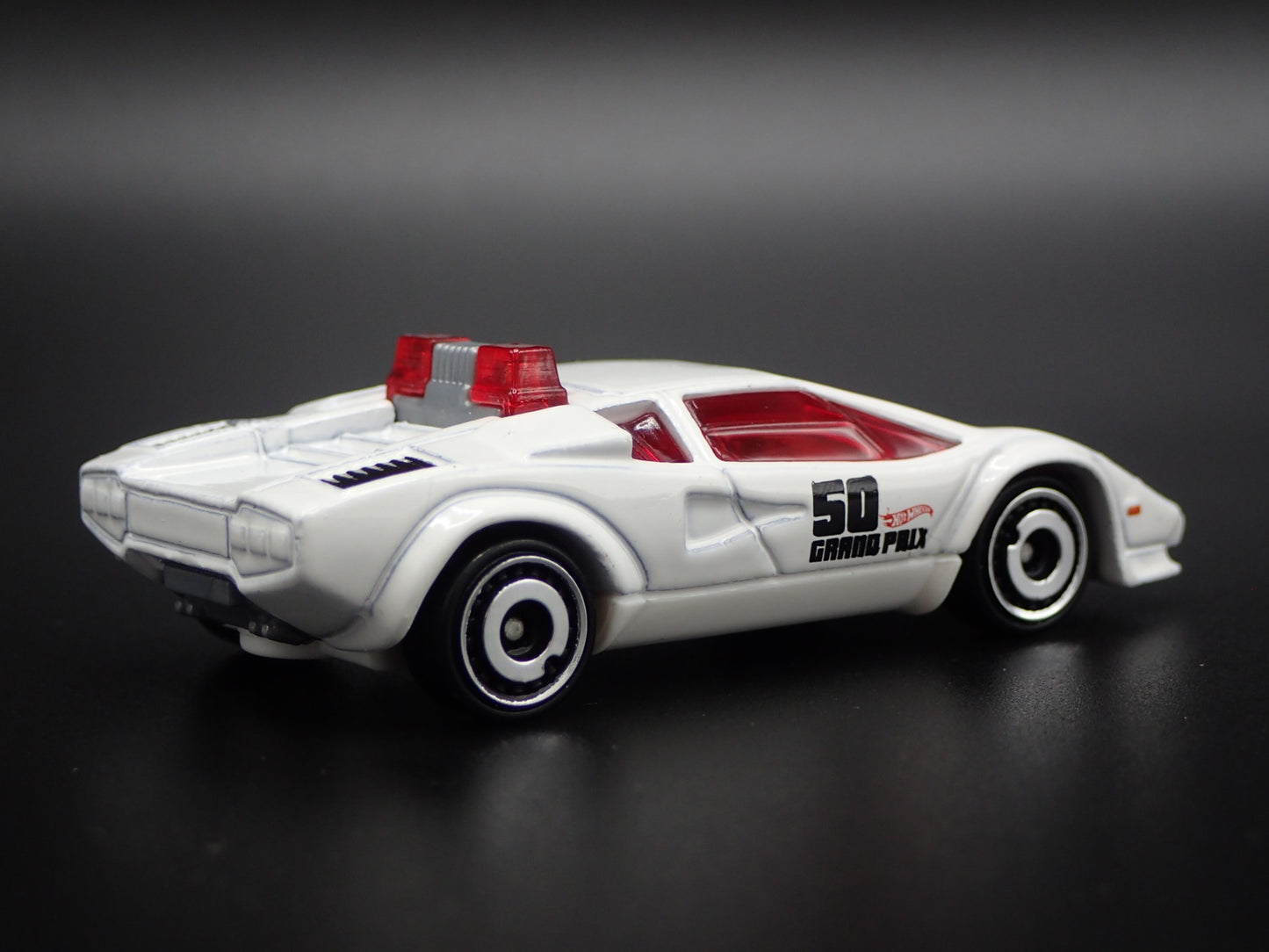 1974-1990 LAMBORGHINI COUNTACH PACE CAR SUPER CAR 1:64 SCALE DIECAST MODEL CAR