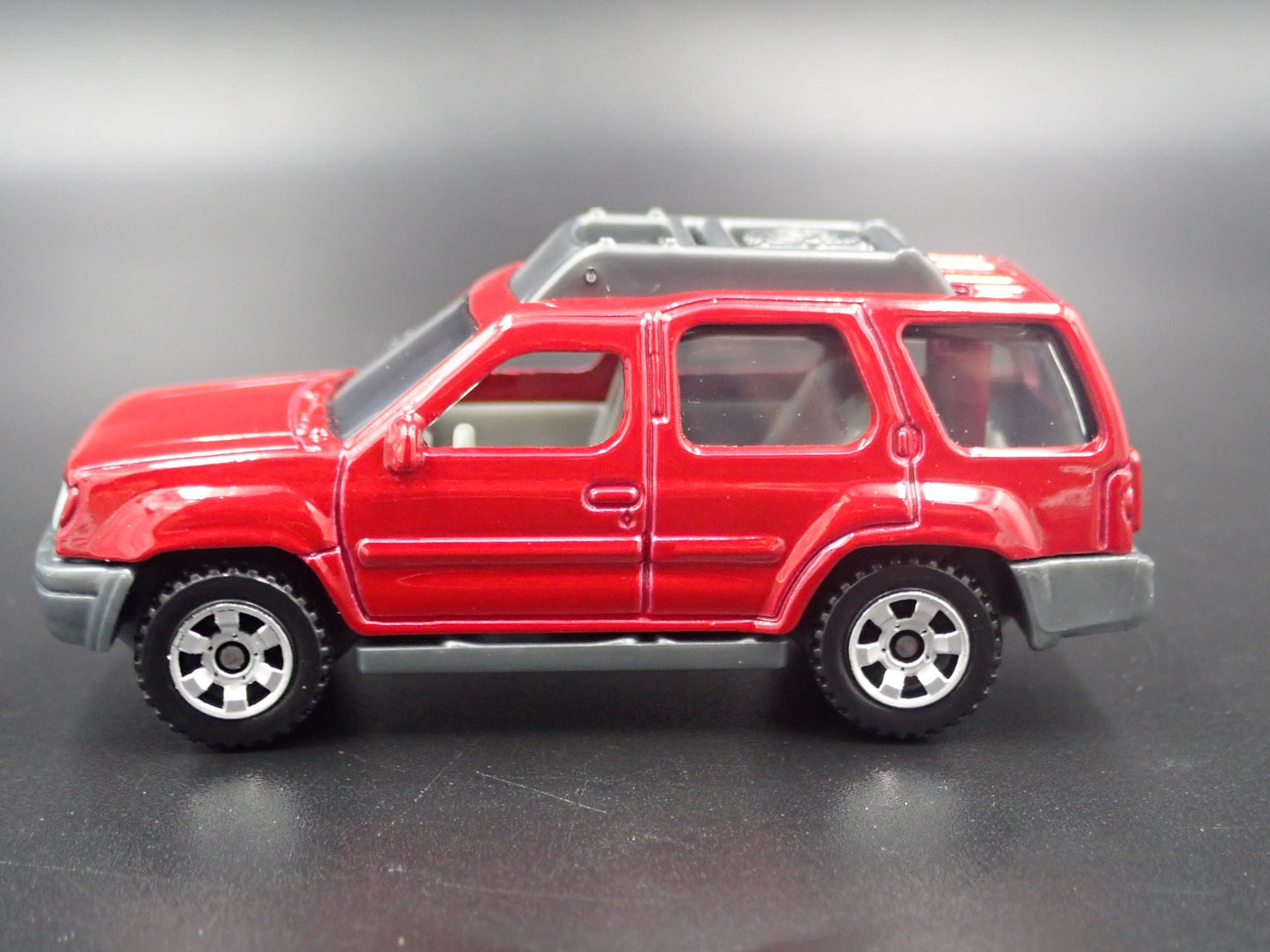 1999-2004 NISSAN XTERRA SUV RED 1:64 SCALE COLLECTIBLE DIORAMA DIECAST MODEL CAR