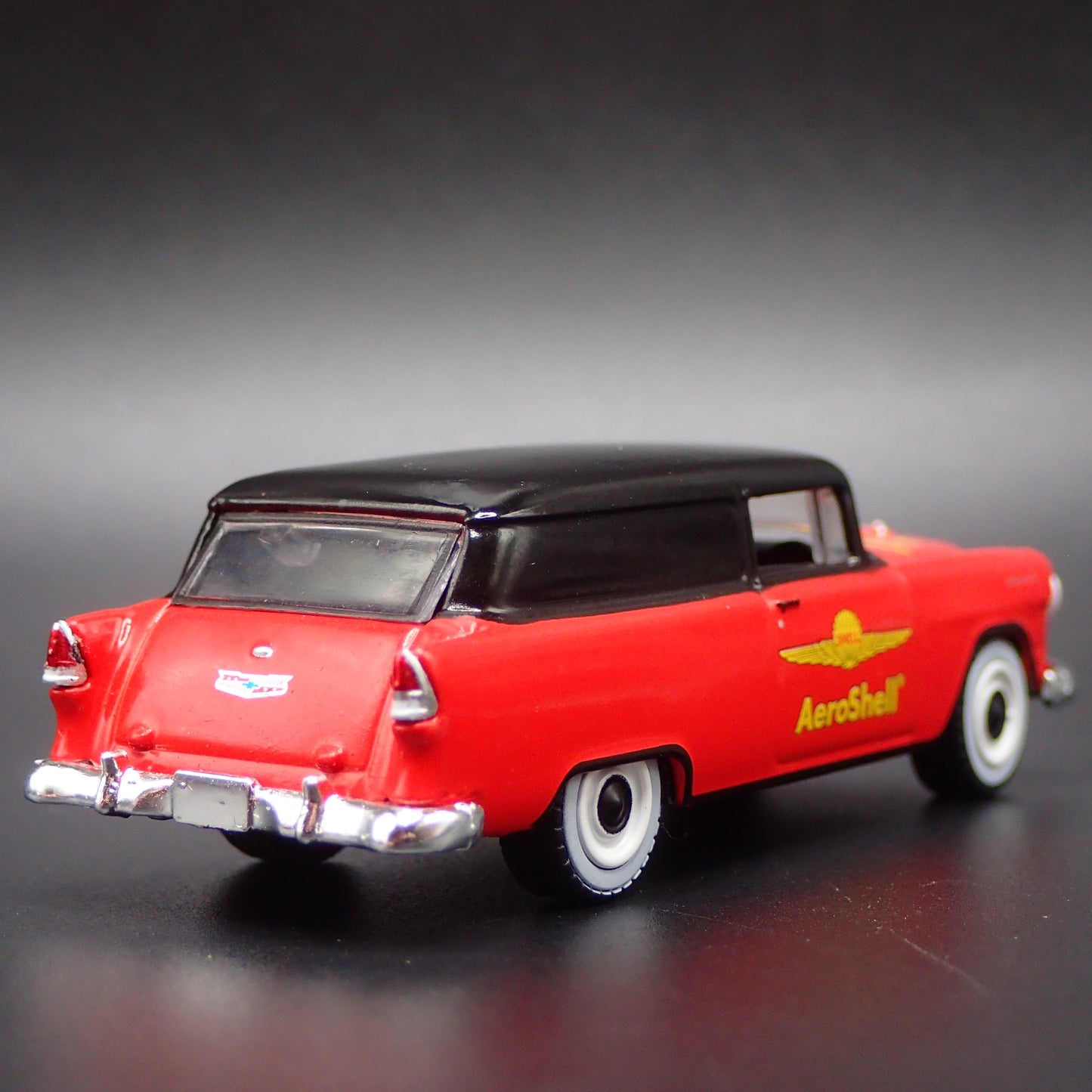 1955 55 CHEVY CHEVROLET SEDAN DELIVERY SHELL OIL 1:64 SCALE DIECAST MODEL CAR