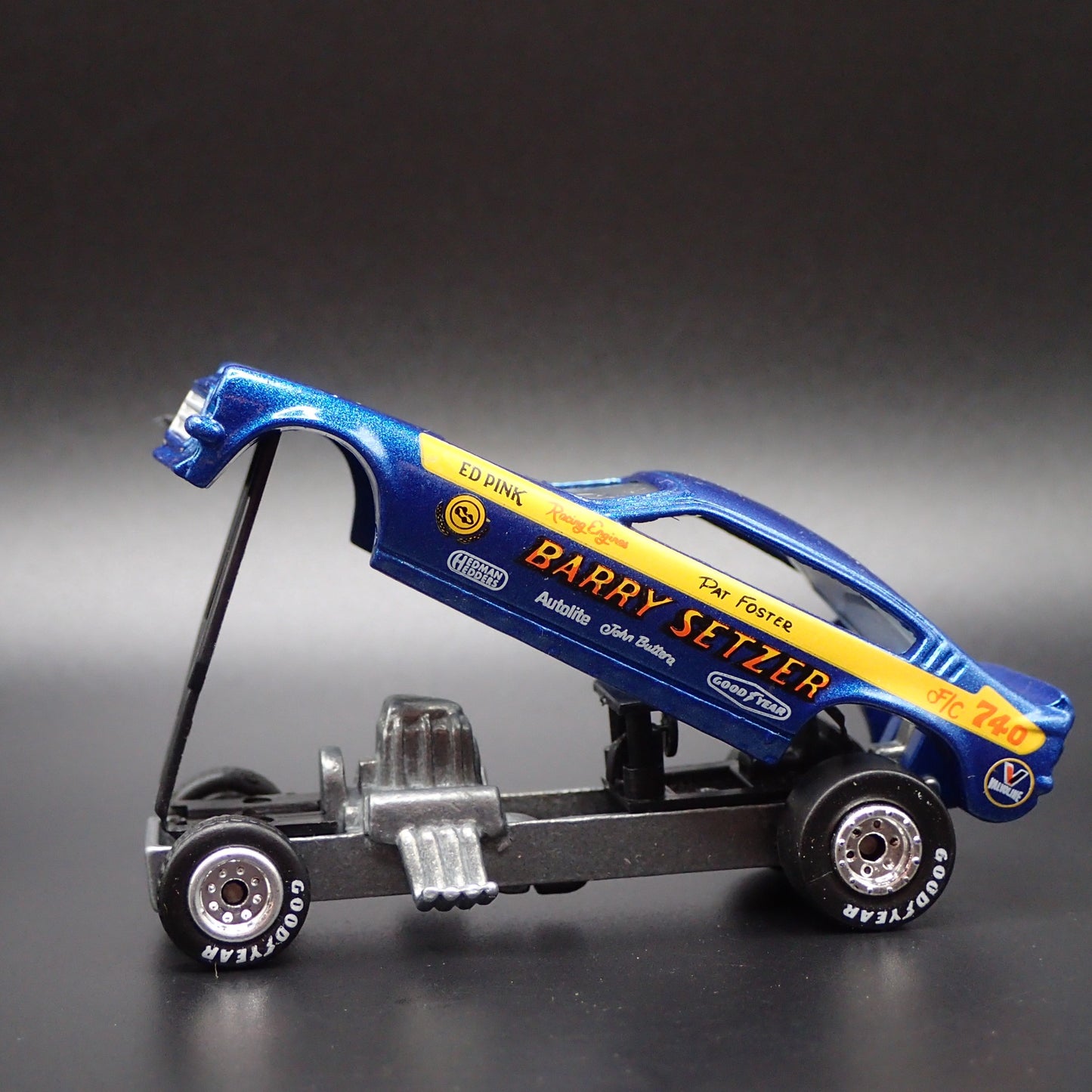 1971 71 CHEVY CHEVROLET VEGA FUNNY CAR BARRY SETZER 1:64 SCALE DIECAST MODEL CAR