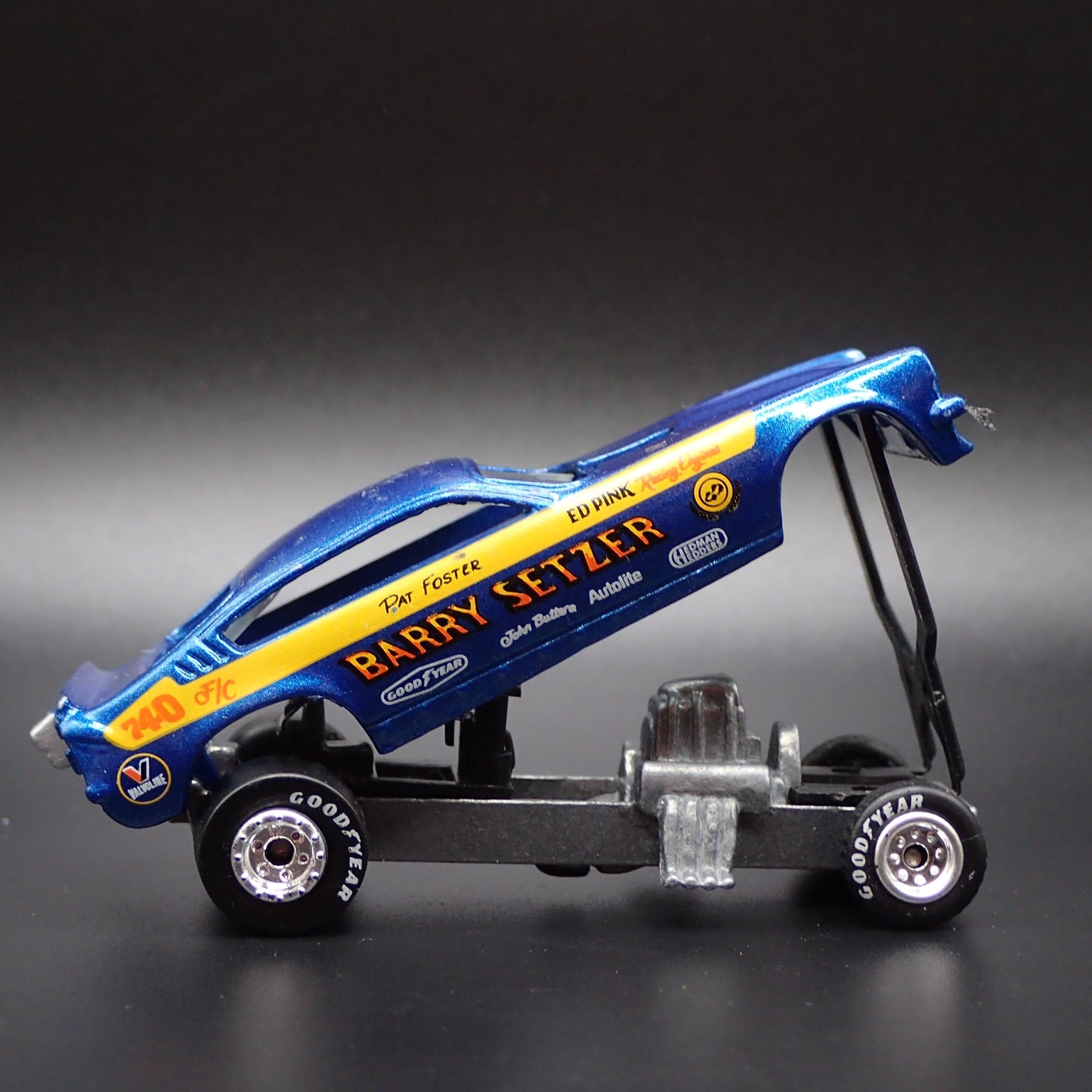 1971 71 CHEVY CHEVROLET VEGA FUNNY CAR BARRY SETZER 1:64 SCALE DIECAST MODEL CAR