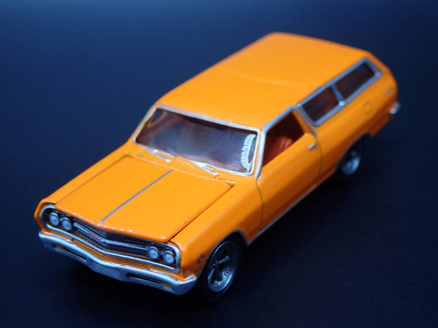 1965 65 CHEVY CHEVROLET CHEVELLE STATION WAGON ORG 1:64 SCALE DIECAST MODEL CAR