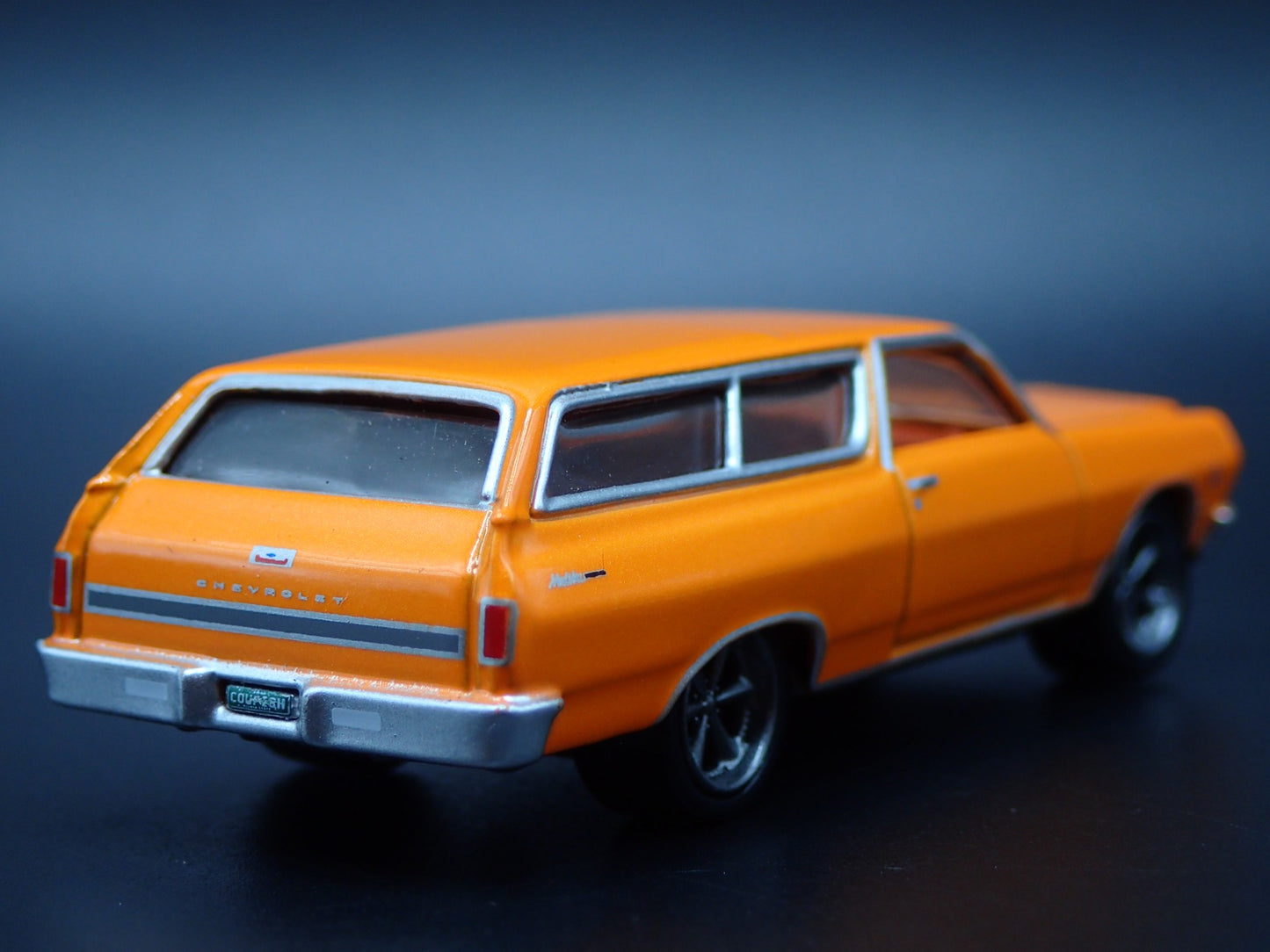 1965 65 CHEVY CHEVROLET CHEVELLE STATION WAGON ORG 1:64 SCALE DIECAST MODEL CAR