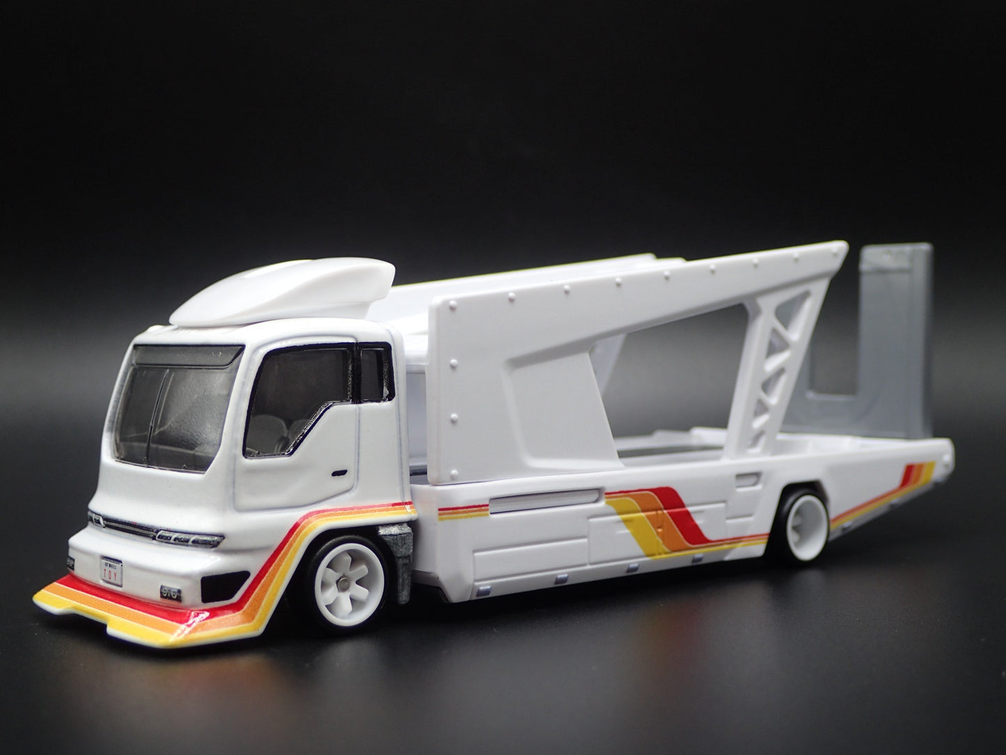 MODERN FLATBED CAR HAULER TRUCK 2 TWO TIER 1/64 SCALE DIORAMA DIECAST MODEL CAR