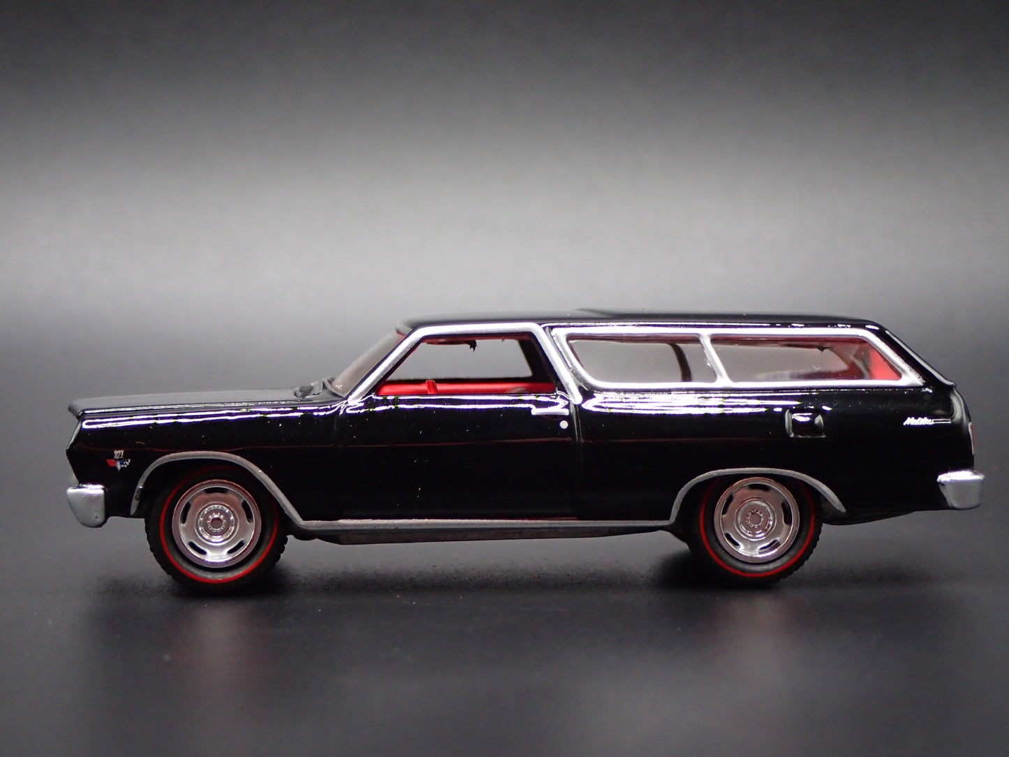 1965 65 CHEVY CHEVROLET CHEVELLE STATION WAGON BLK 1:64 SCALE DIECAST MODEL CAR