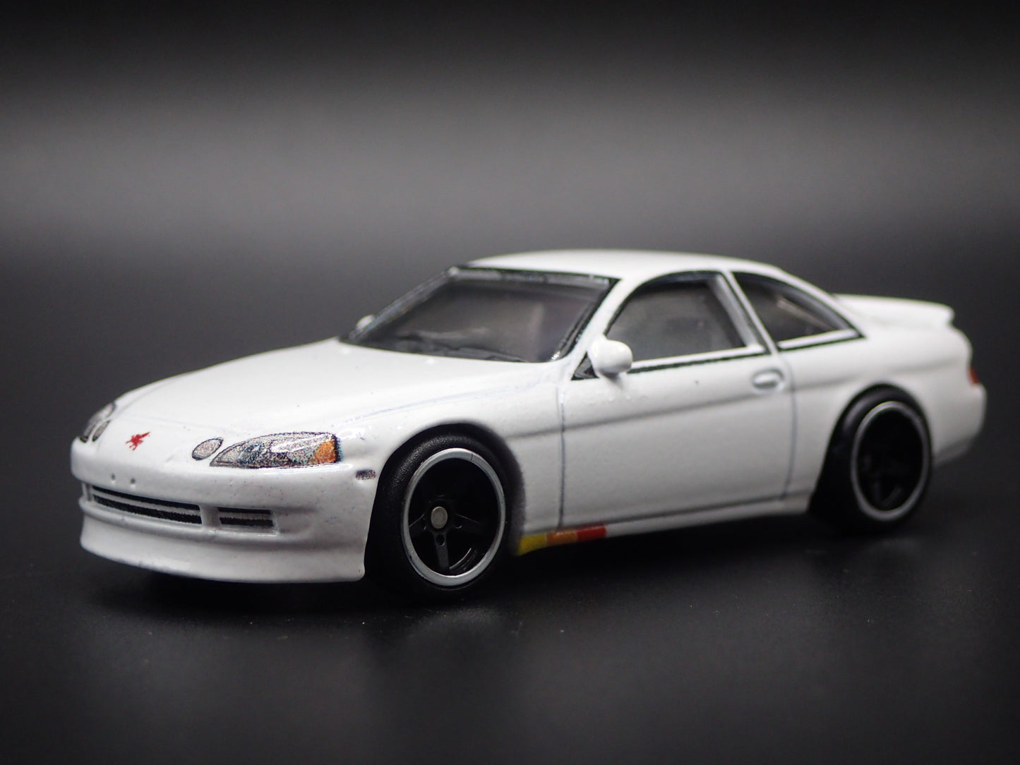 1991-2000 TOYOTA SOARER LEXUS SC Z30 WHITE 1/64 SCALE DIORAMA DIECAST MODEL CAR