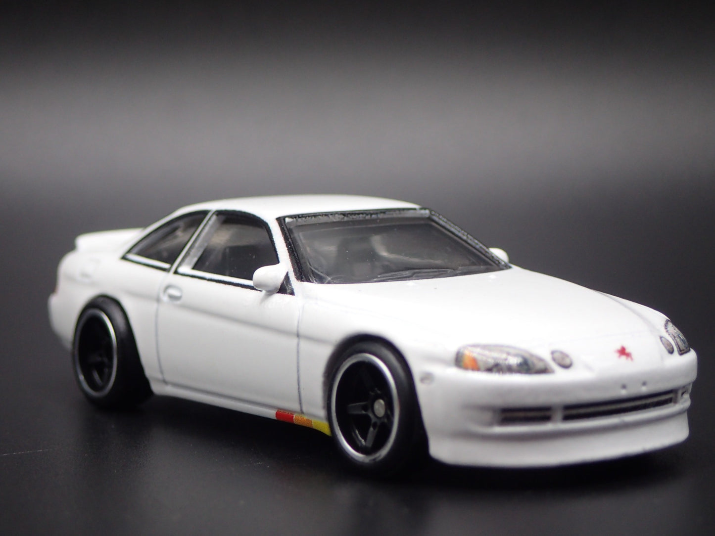 1991-2000 TOYOTA SOARER LEXUS SC Z30 WHITE 1/64 SCALE DIORAMA DIECAST MODEL CAR