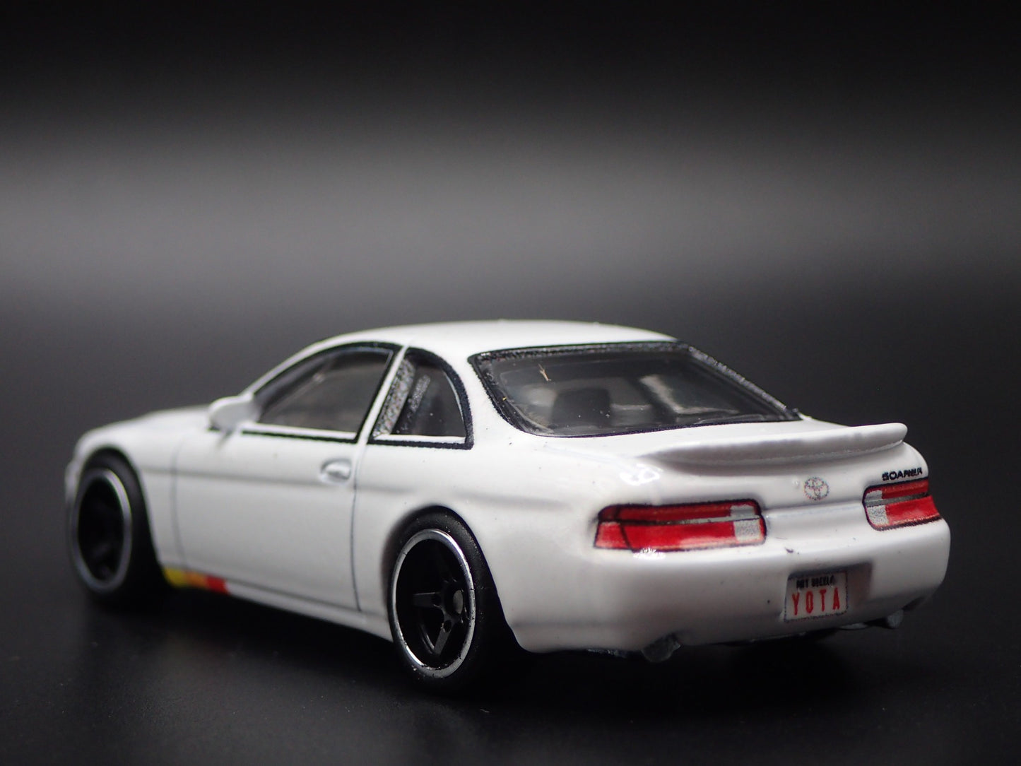 1991-2000 TOYOTA SOARER LEXUS SC Z30 WHITE 1/64 SCALE DIORAMA DIECAST MODEL CAR