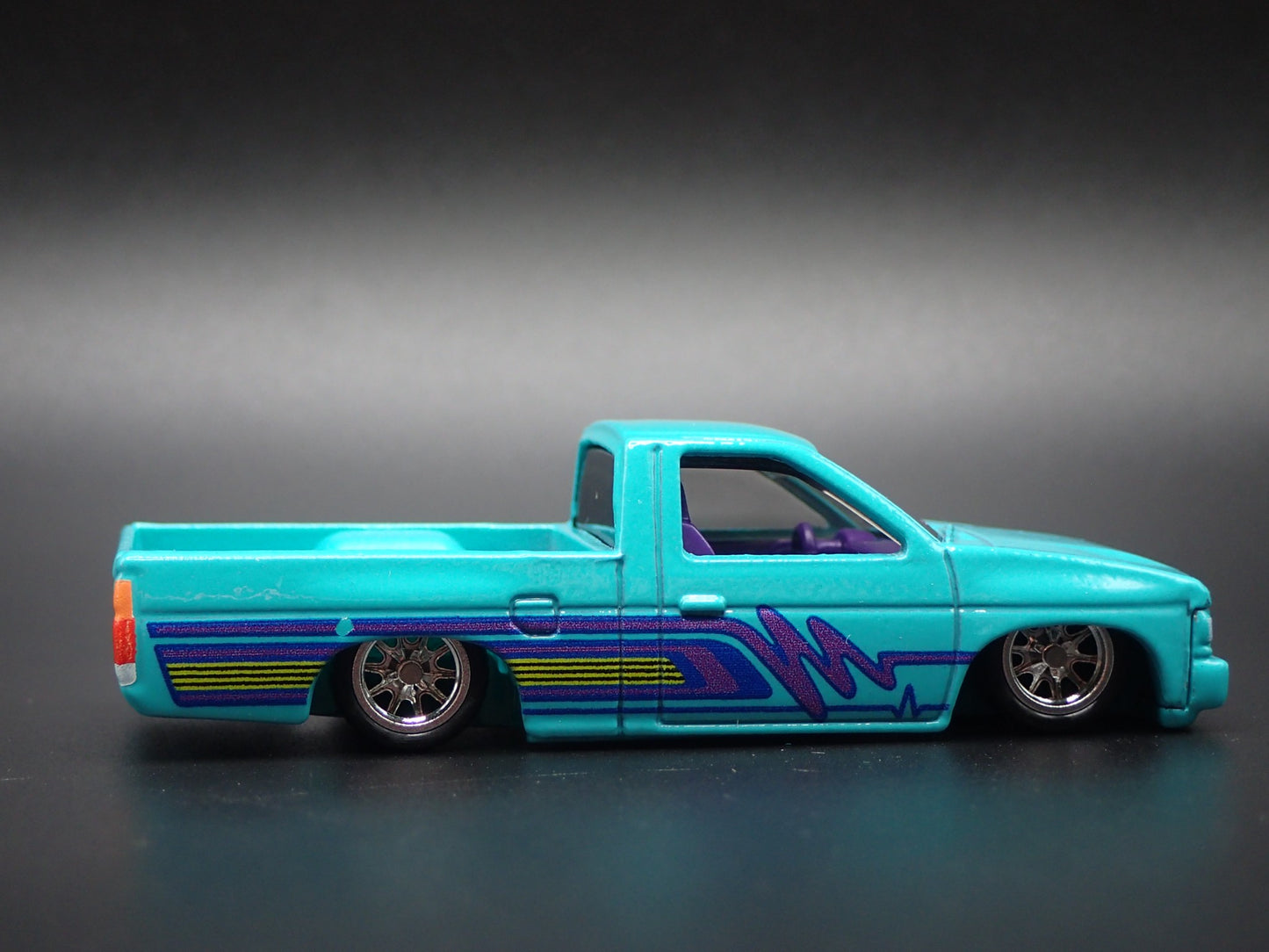 1993 93 NISSAN HARDBODY PICKUP TRUCK D21 TEAL 1:64 SCALE DIECAST MODEL CAR