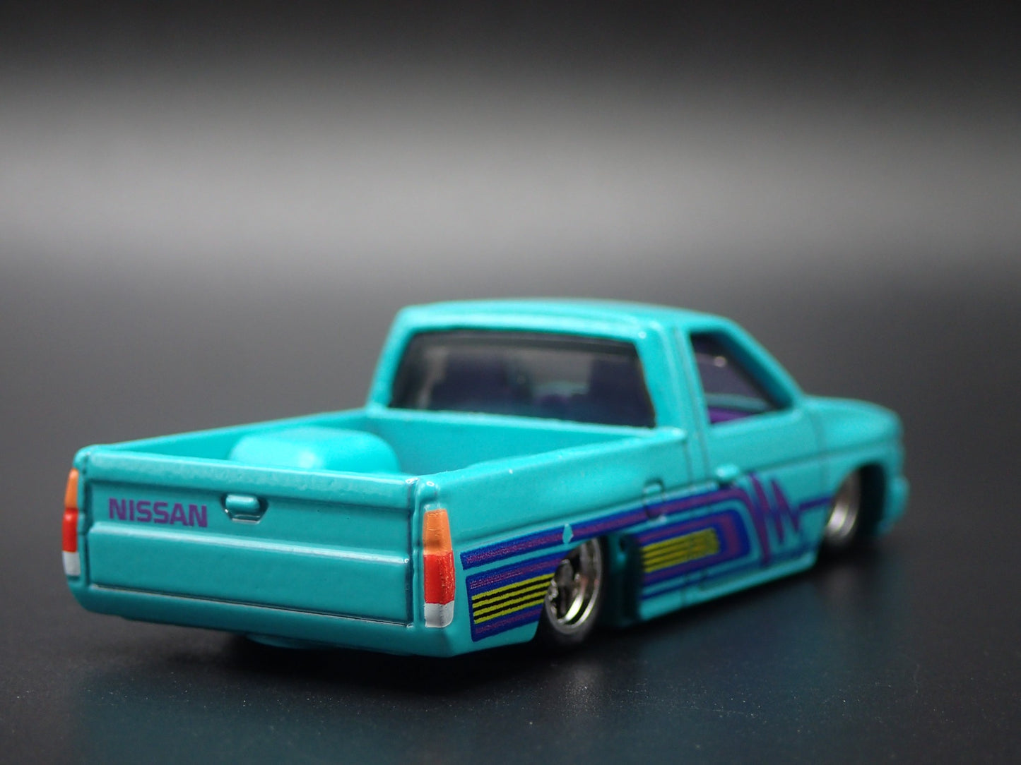 1993 93 NISSAN HARDBODY PICKUP TRUCK D21 TEAL 1:64 SCALE DIECAST MODEL CAR