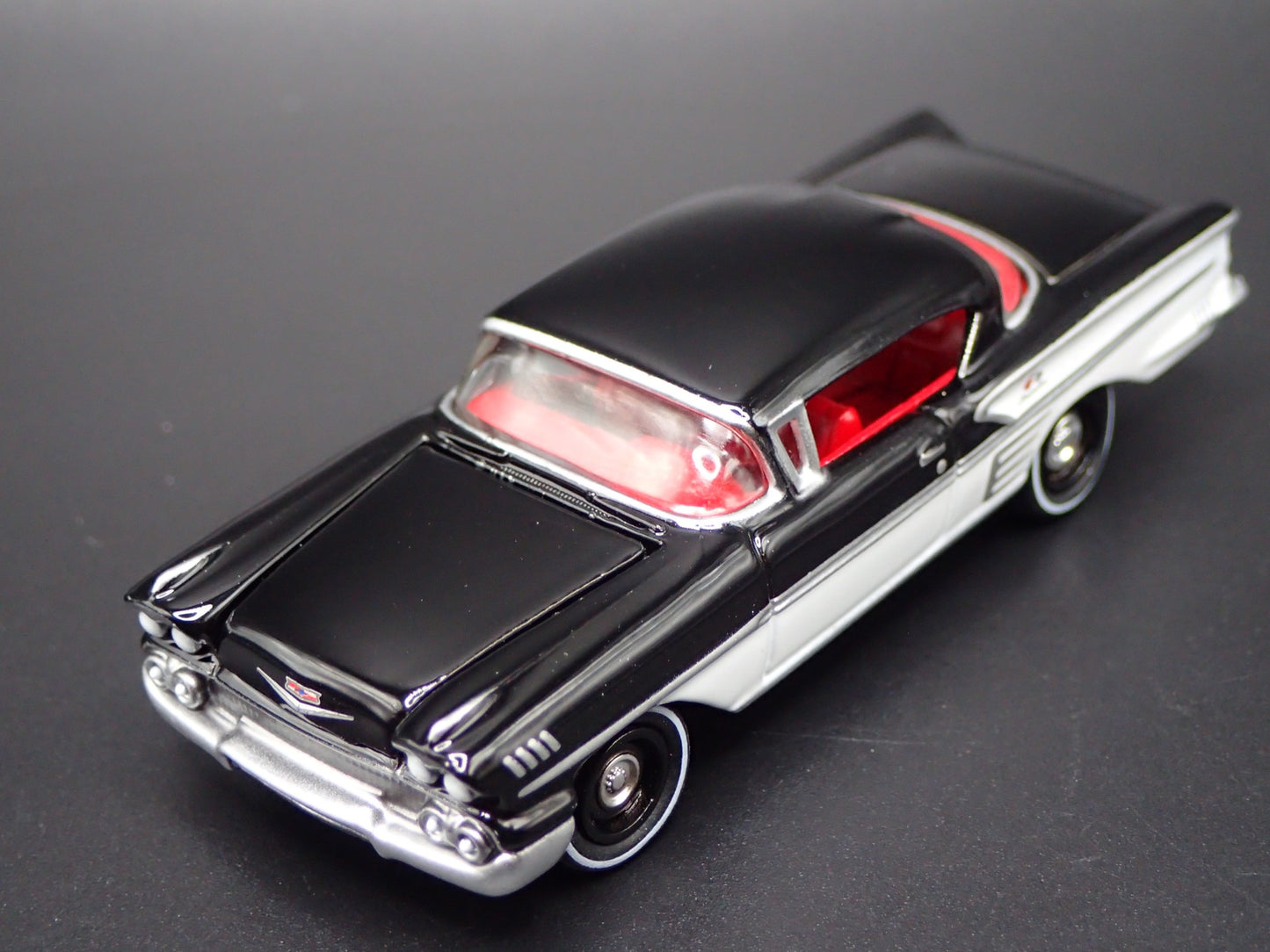 1958 58 CHEVY CHEVROLET BLACK 1:64 SCALE COLLECTIBLE DIORAMA DIECAST MODEL CAR