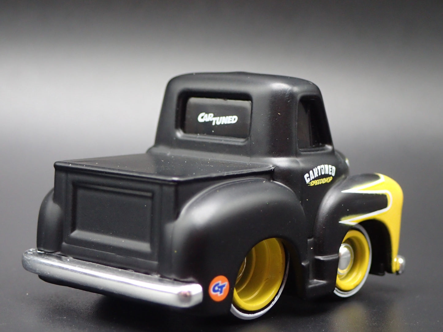 1953 53 CHEVY CHEVROLET PICKUP TRUCK TUNED 1:64 SCALE DIORAMA DIECAST MODEL CAR