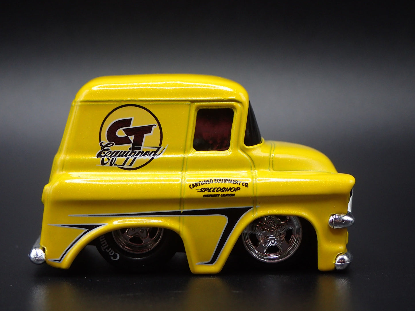 1957 57 GMC PANEL TRUCK TUNED 1/64 SCALE COLLECTIBLE DIORAMA DIECAST MODEL CAR