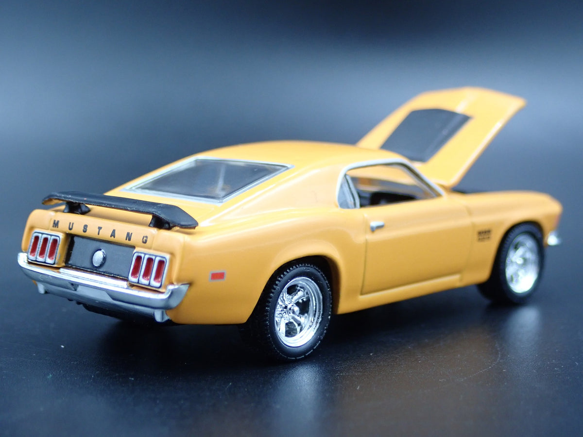 1970 70 FORD MUSTANG BOSS 429 FASTBACK RARE 1:64 SCALE DIORAMA DIECAST MODEL CAR-Burning Rubber Toy Company