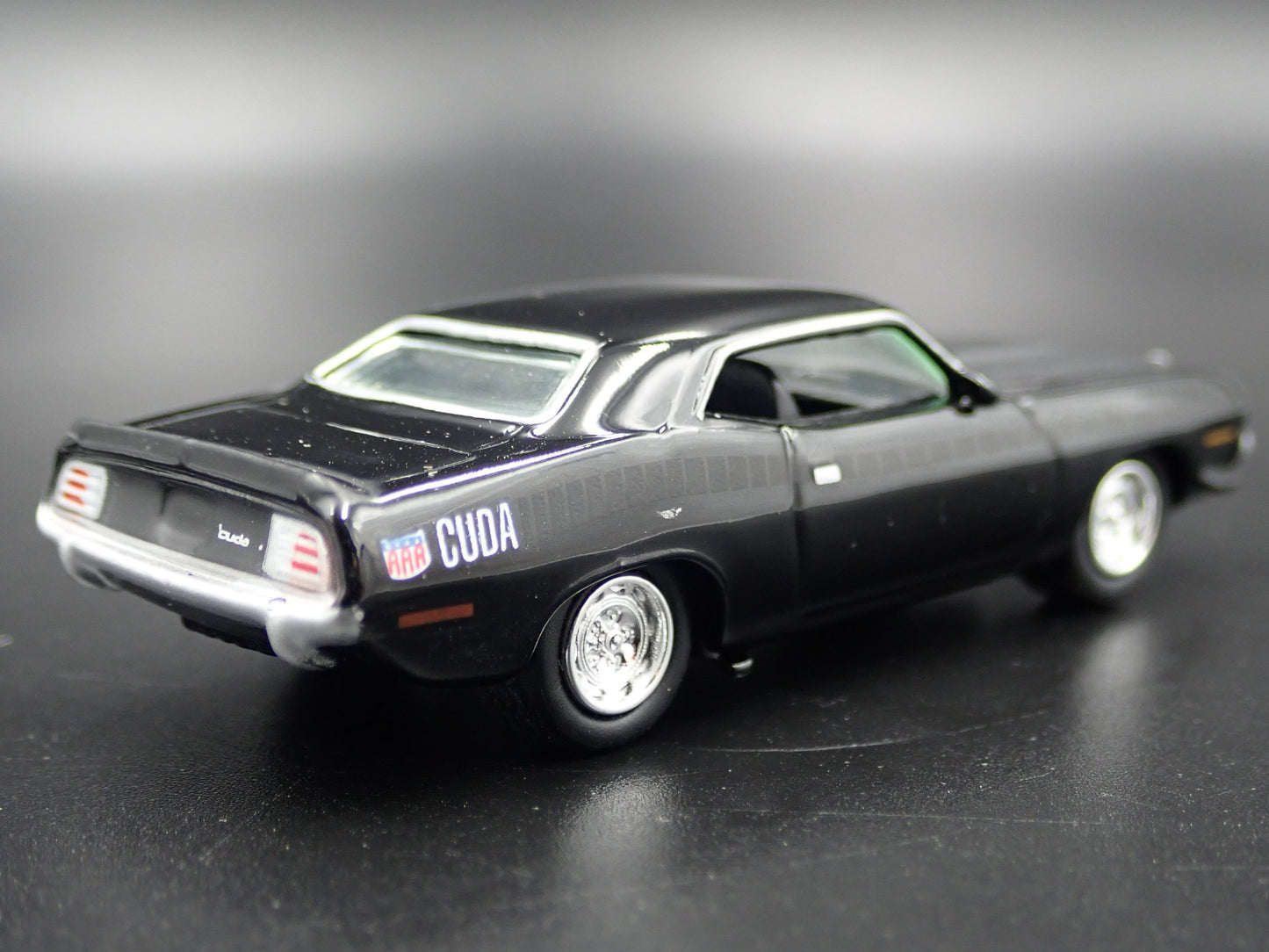 1970 70 PLYMOUTH AAR CUDA BLACK 1:64 SCALE COLLECTIBLE DIECAST MODEL CAR