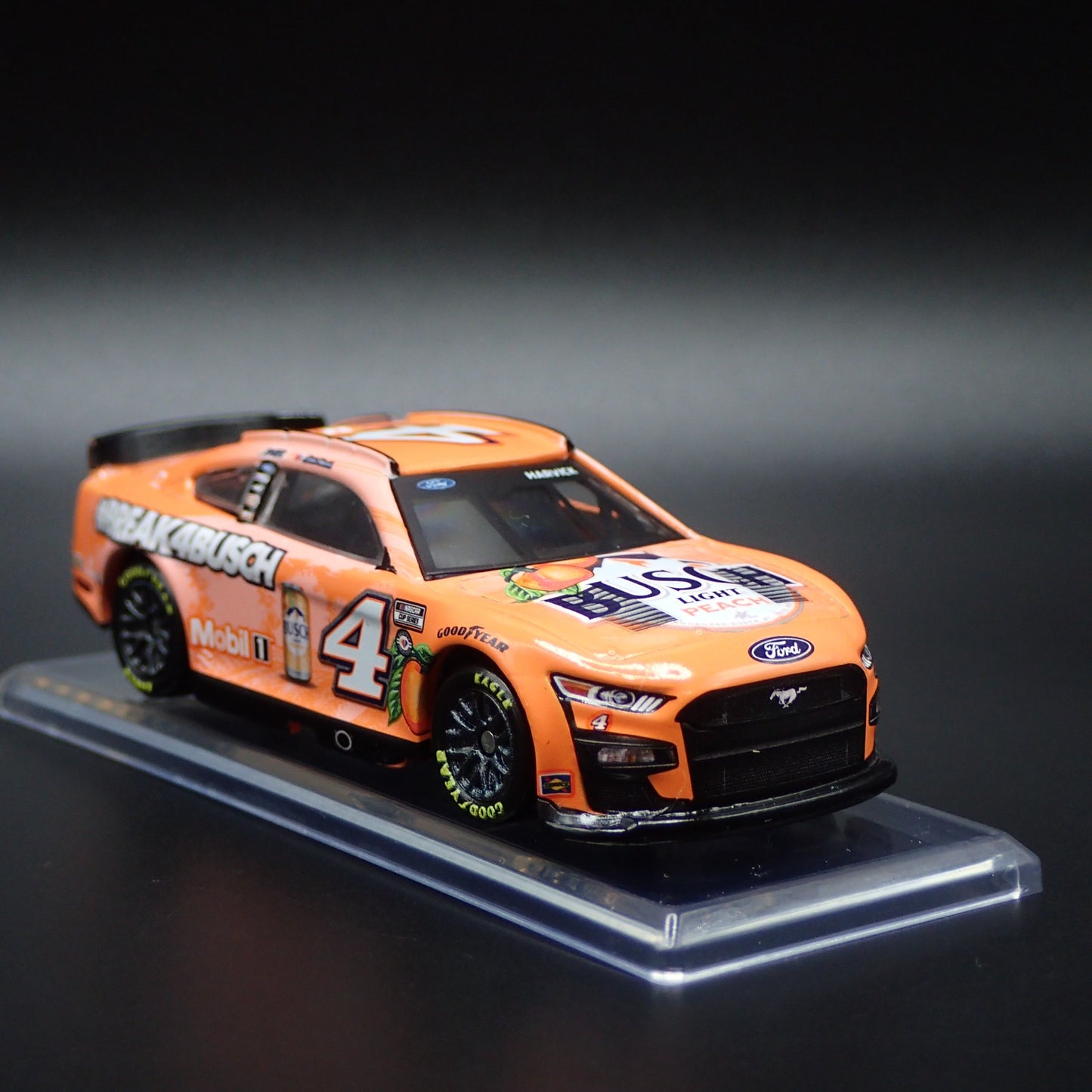 2023 FORD MUSTANG #4 KEVIN HARVICK BUSCH LIGHT PEACH NASCAR 1:64 SCALE MODEL CAR