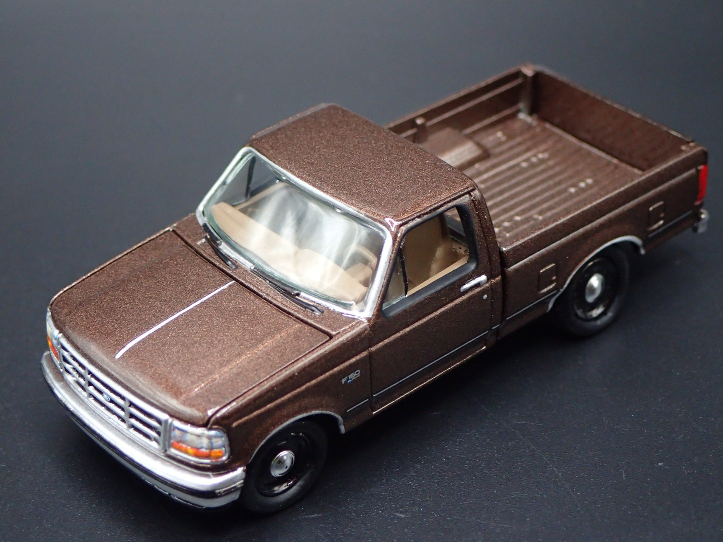 1993 93 FORD F150 PICKUP TRUCK BROWN 1:64 SCALE COLLECTIBLE DIECAST MODEL CAR