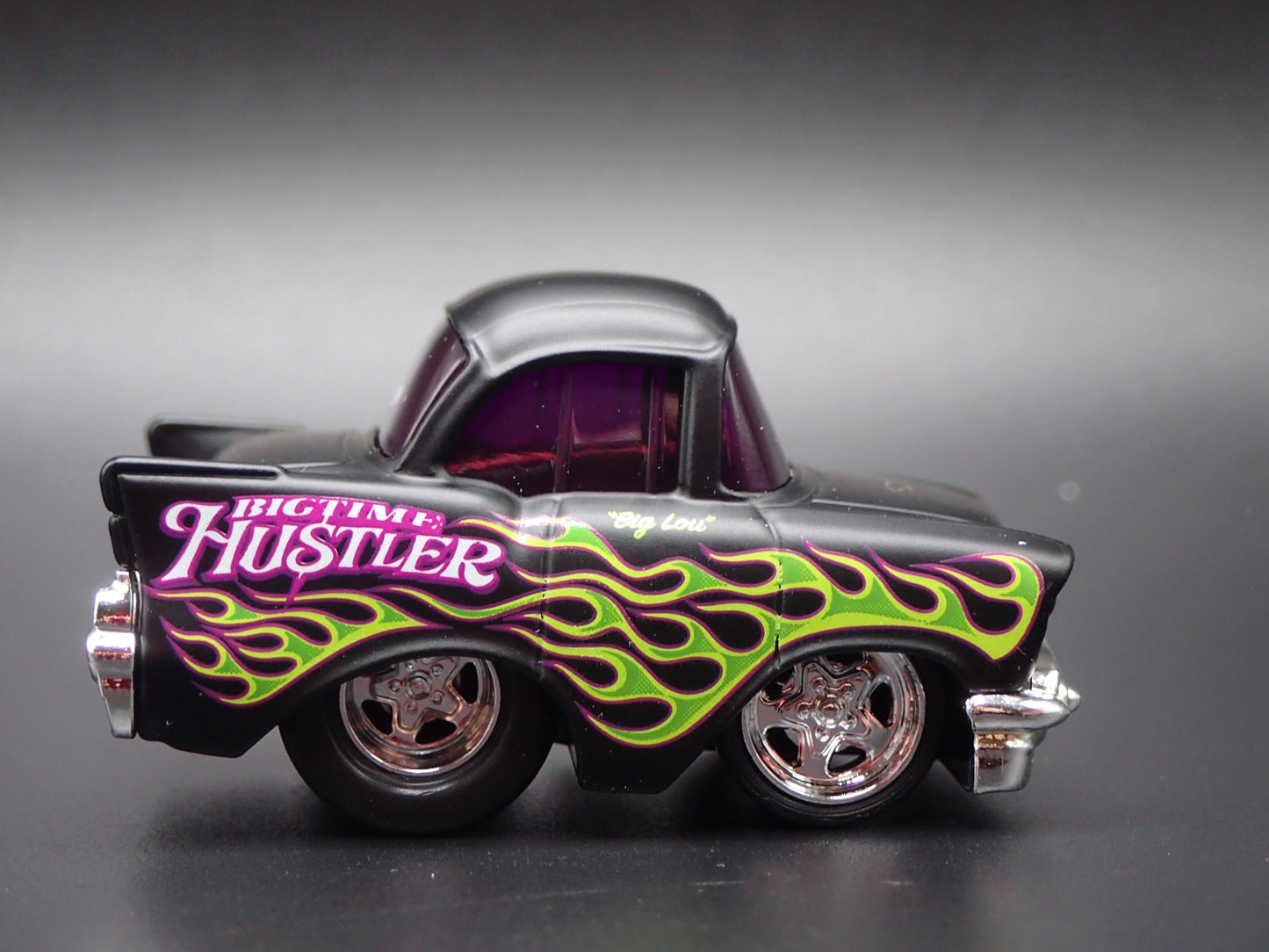 1957 57 CHEVY CHEVROLET BEL AIR TUNED BLACK 1:64 SCALE DIORAMA DIECAST MODEL CAR