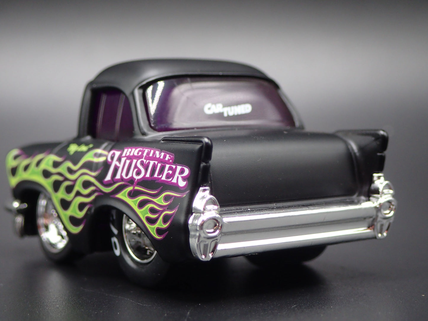 1957 57 CHEVY CHEVROLET BEL AIR TUNED BLACK 1:64 SCALE DIORAMA DIECAST MODEL CAR