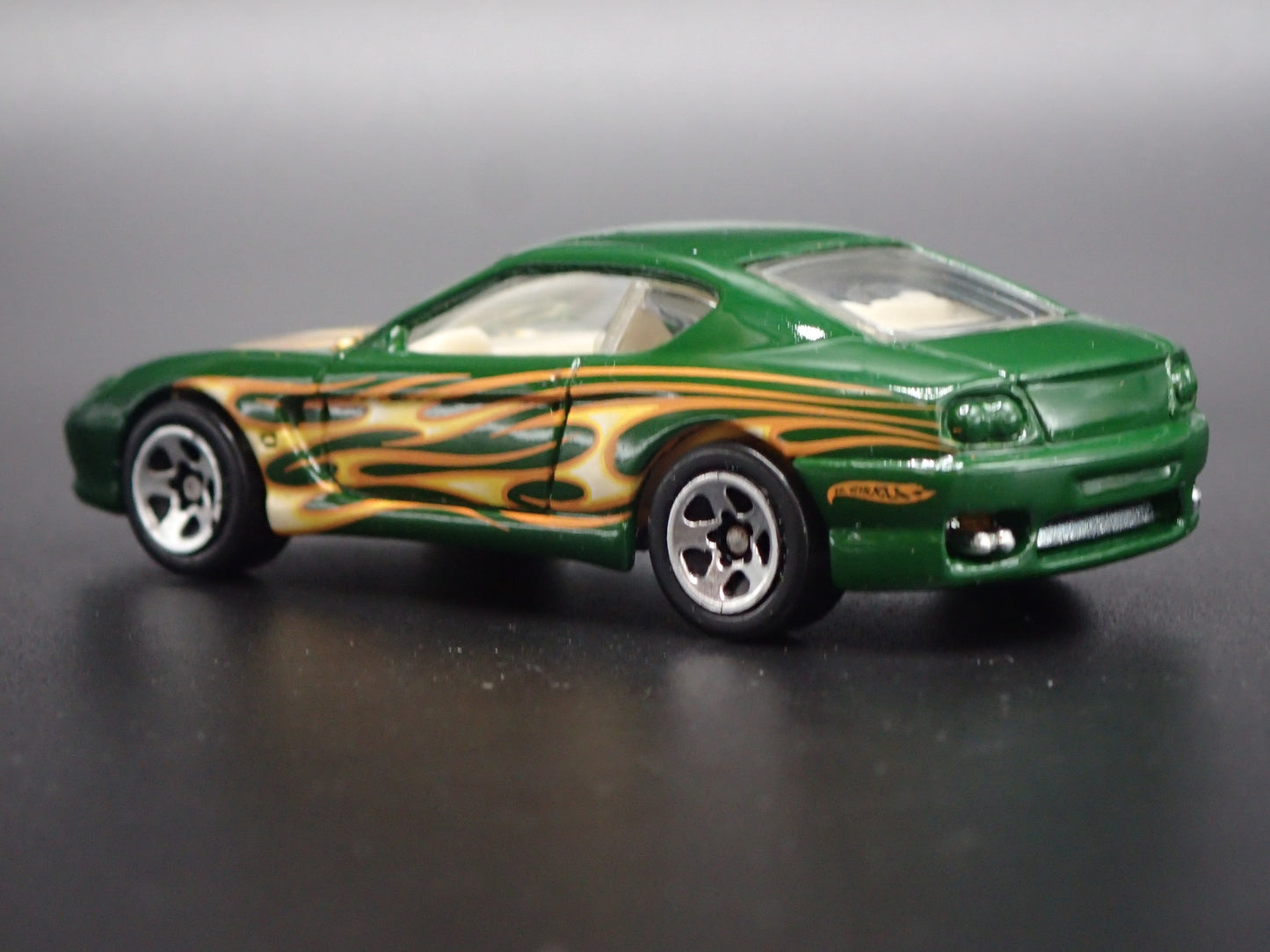 1998-2003 FERRARI 456M GREEN 1:64 SCALE COLLECTIBLE DIORAMA DIECAST MODEL CAR