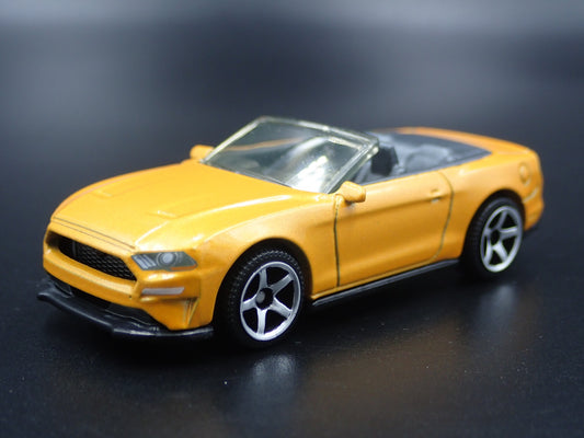 2015-2023 FORD MUSTANG CONVERTIBLE RARE 1/64 SCALE DIORAMA DIECAST MODEL CAR