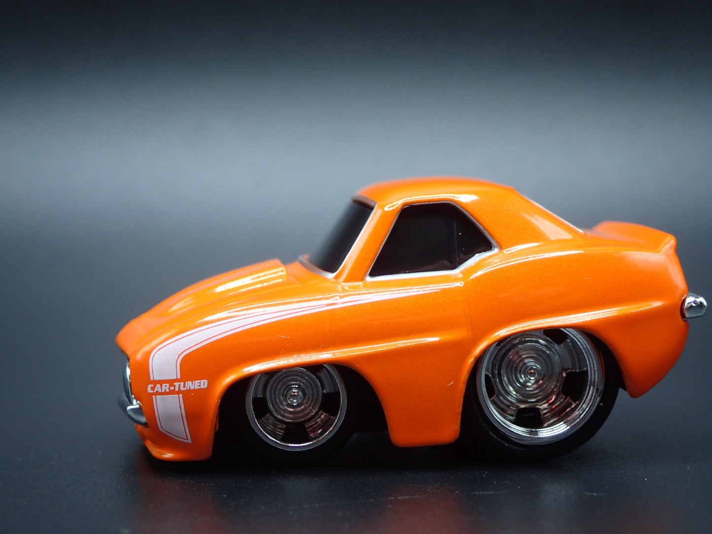 1969 69 CHEVY CHEVROLET CAMARO TUNED ORANGE 1:64 SCALE DIORAMA DIECAST MODEL CAR