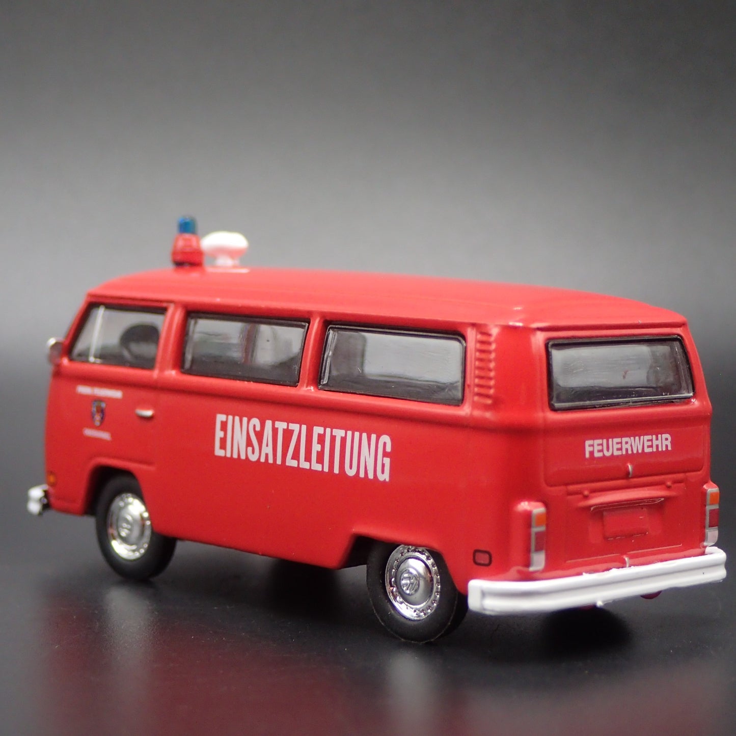 1967-1979 VOLKSWAGEN TYPE 2 T2 BUS EINSATZLEITUNG 1/64 SCALE DIECAST MODEL CAR