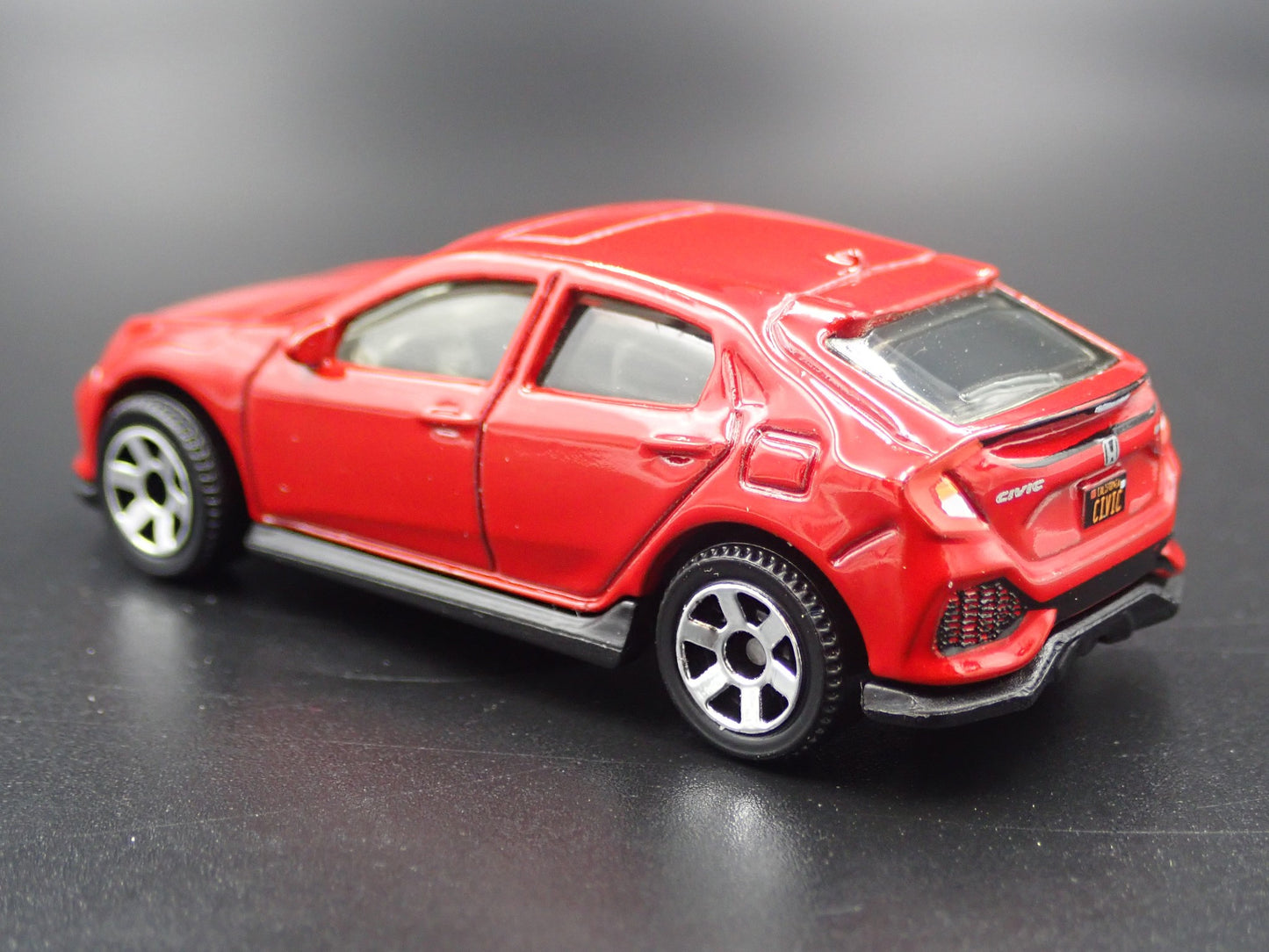 2017-2020 HONDA CIVIC HATCHBACK 1:64 SCALE COLLECTIBLE DIORAMA DIECAST MODEL CAR