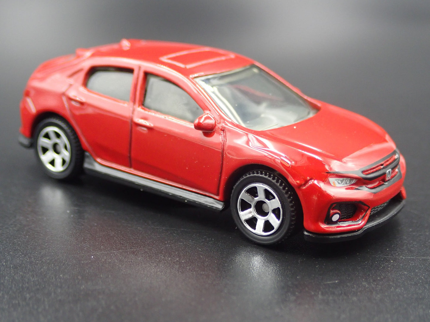2017-2020 HONDA CIVIC HATCHBACK 1:64 SCALE COLLECTIBLE DIORAMA DIECAST MODEL CAR
