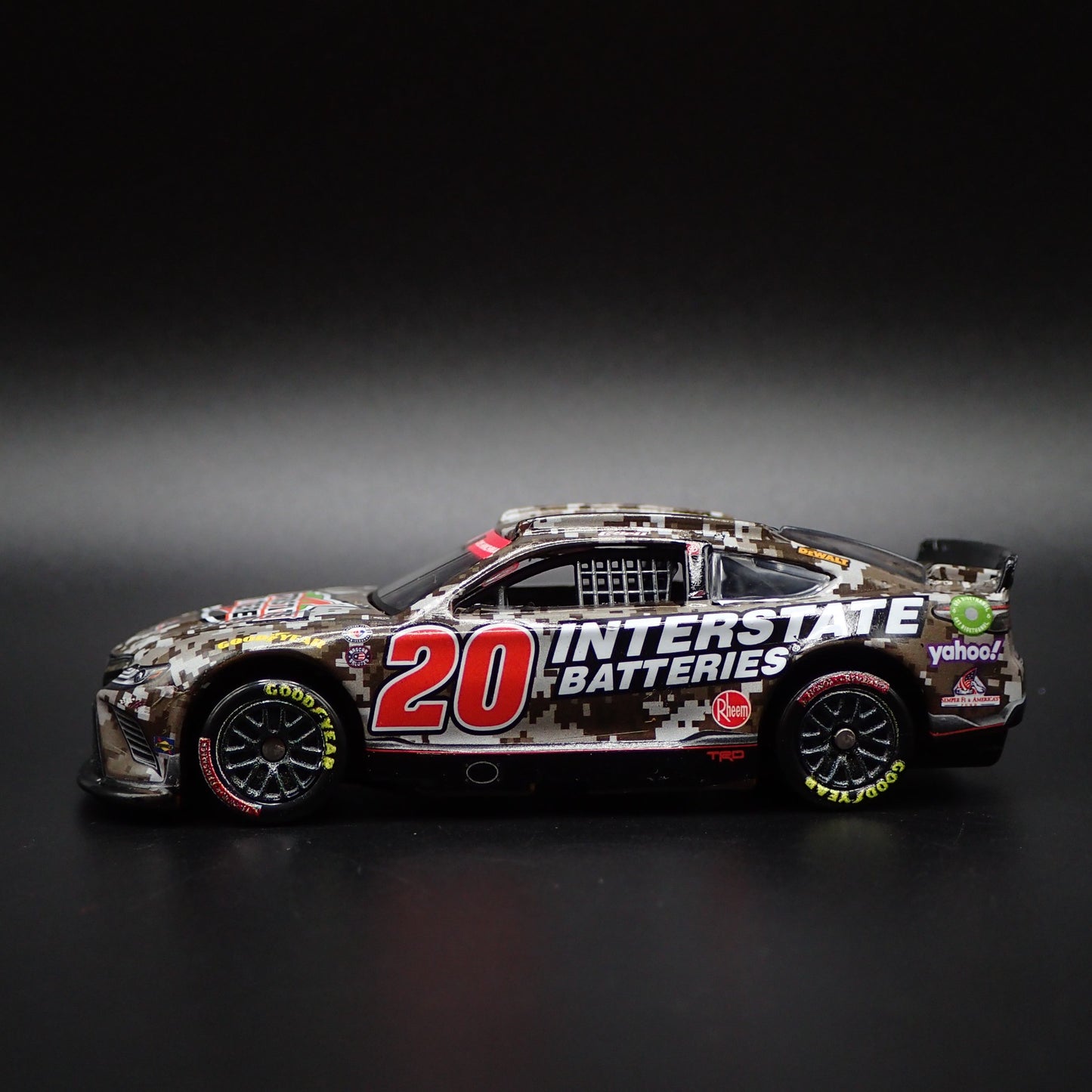 2023 TOYOTA CAMRY 20 CHRISTOPHER BELL INTERSTATE BATTERIES NASCAR 1:64 DIECAST
