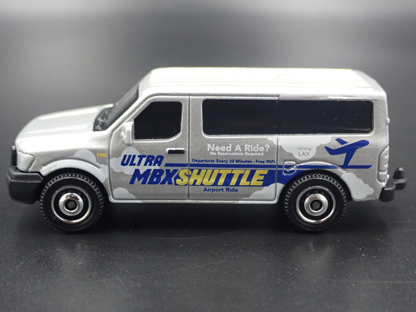 2012-2019 NISSAN NV VAN AIRPORT SHUTTLE VAN 1:64 SCALE DIORAMA DIECAST MODEL CAR