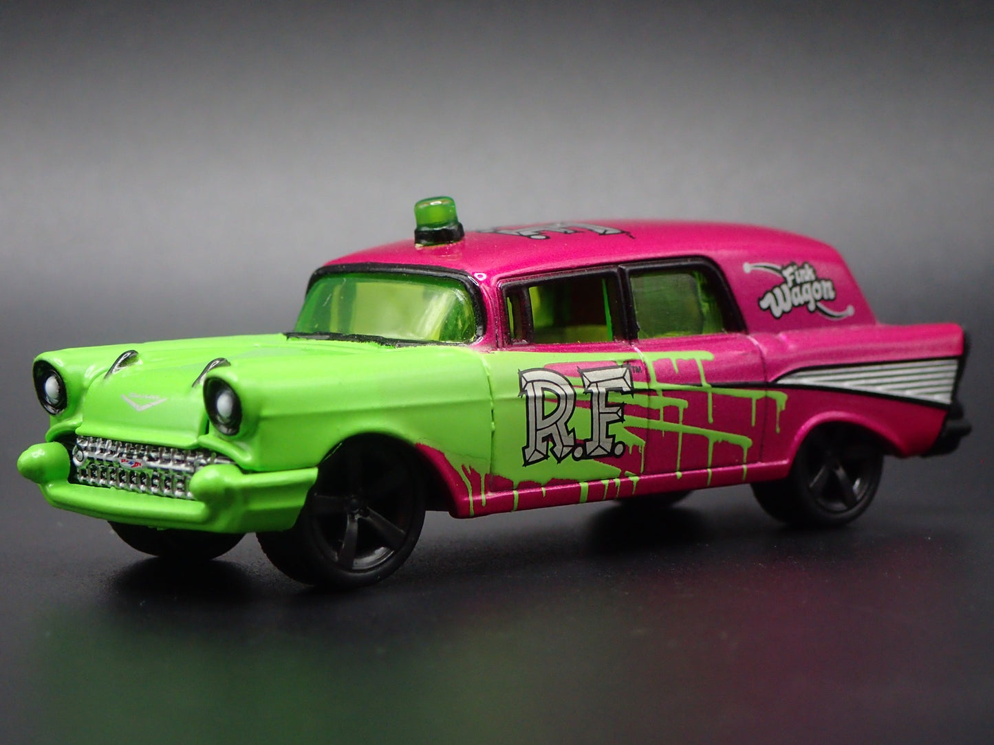 1957 57 CHEVY CHEVROLET HEARSE AMBULANCE RAT FINK 1:64 SCALE DIECAST MODEL CAR