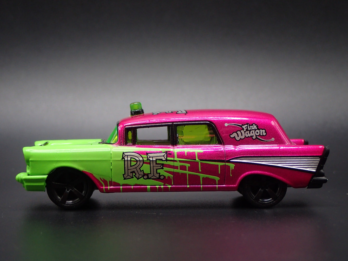 1957 57 CHEVY CHEVROLET HEARSE AMBULANCE RAT FINK 1:64 SCALE DIECAST MODEL CAR