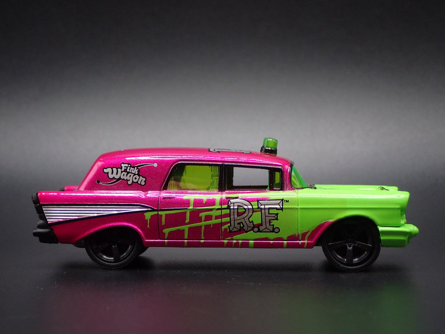 1957 57 CHEVY CHEVROLET HEARSE AMBULANCE RAT FINK 1:64 SCALE DIECAST MODEL CAR