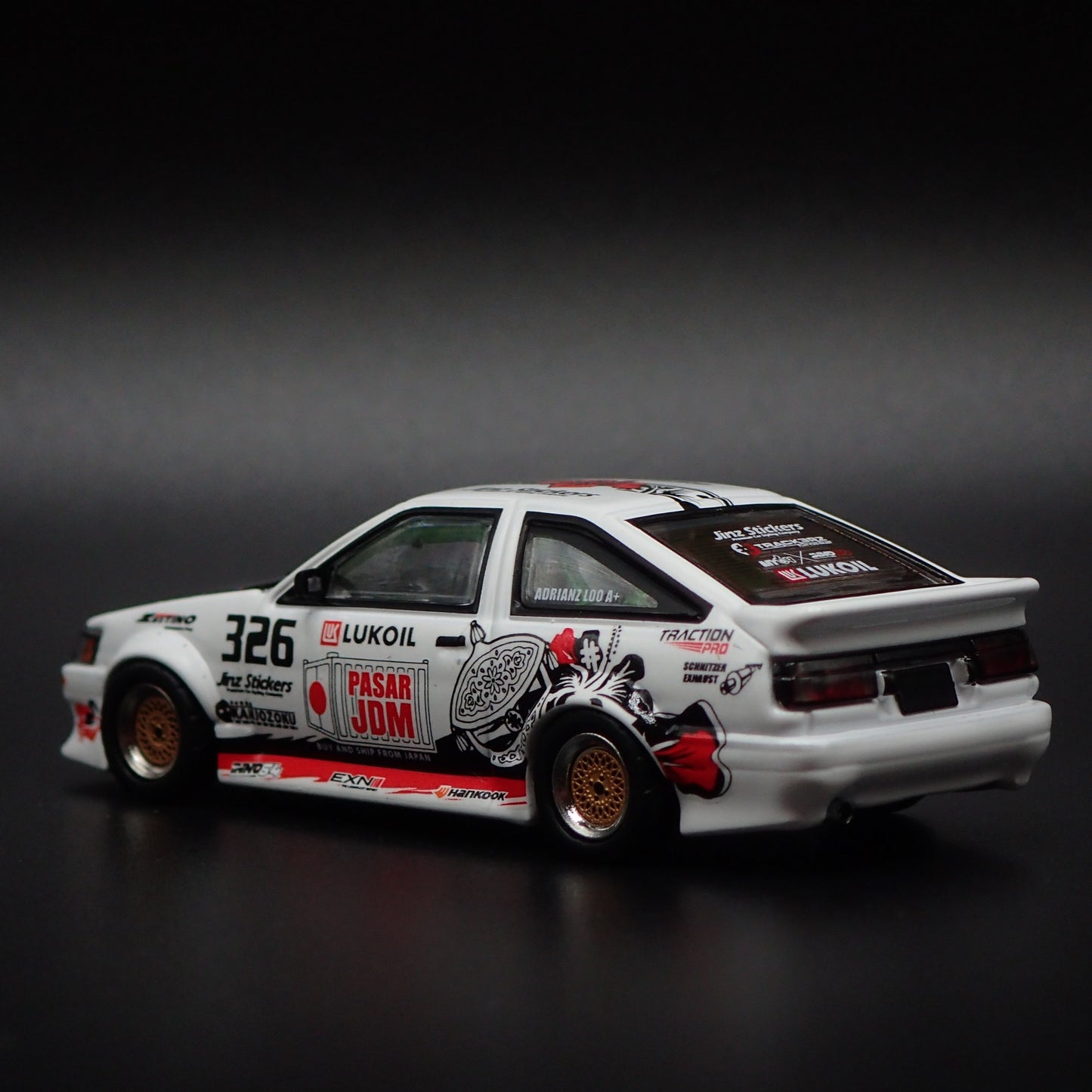 1983-1987 TOYOTA COROLLA AE86 LEVIN TRACKERZ RACING 1/64 SCALE DIECAST MODEL CAR