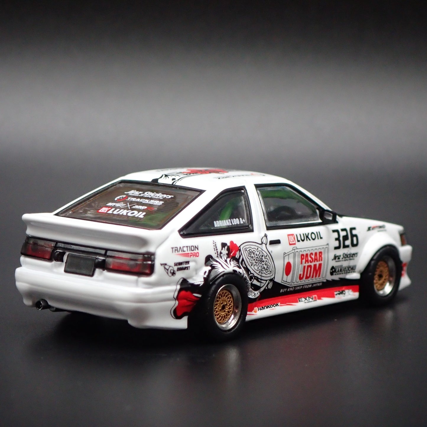 1983-1987 TOYOTA COROLLA AE86 LEVIN TRACKERZ RACING 1/64 SCALE DIECAST MODEL CAR