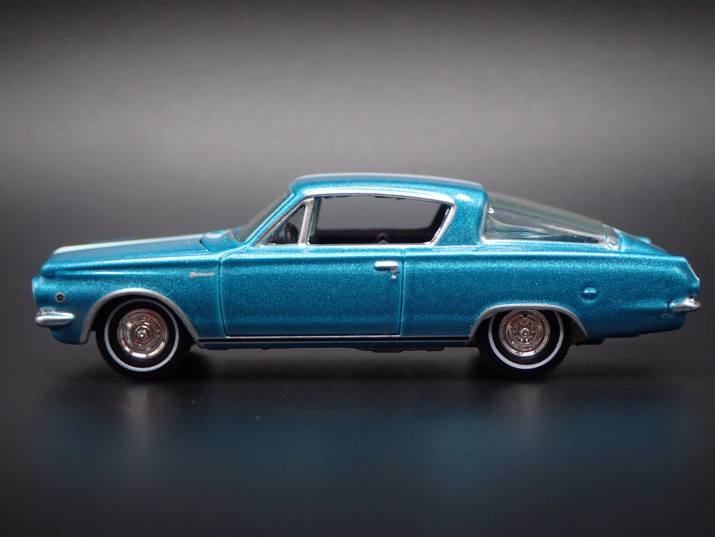 1965 65 PLYMOUTH BARRACUDA FORMULA S 1/64 SCALE COLLECTIBLE DIECAST MODEL CAR