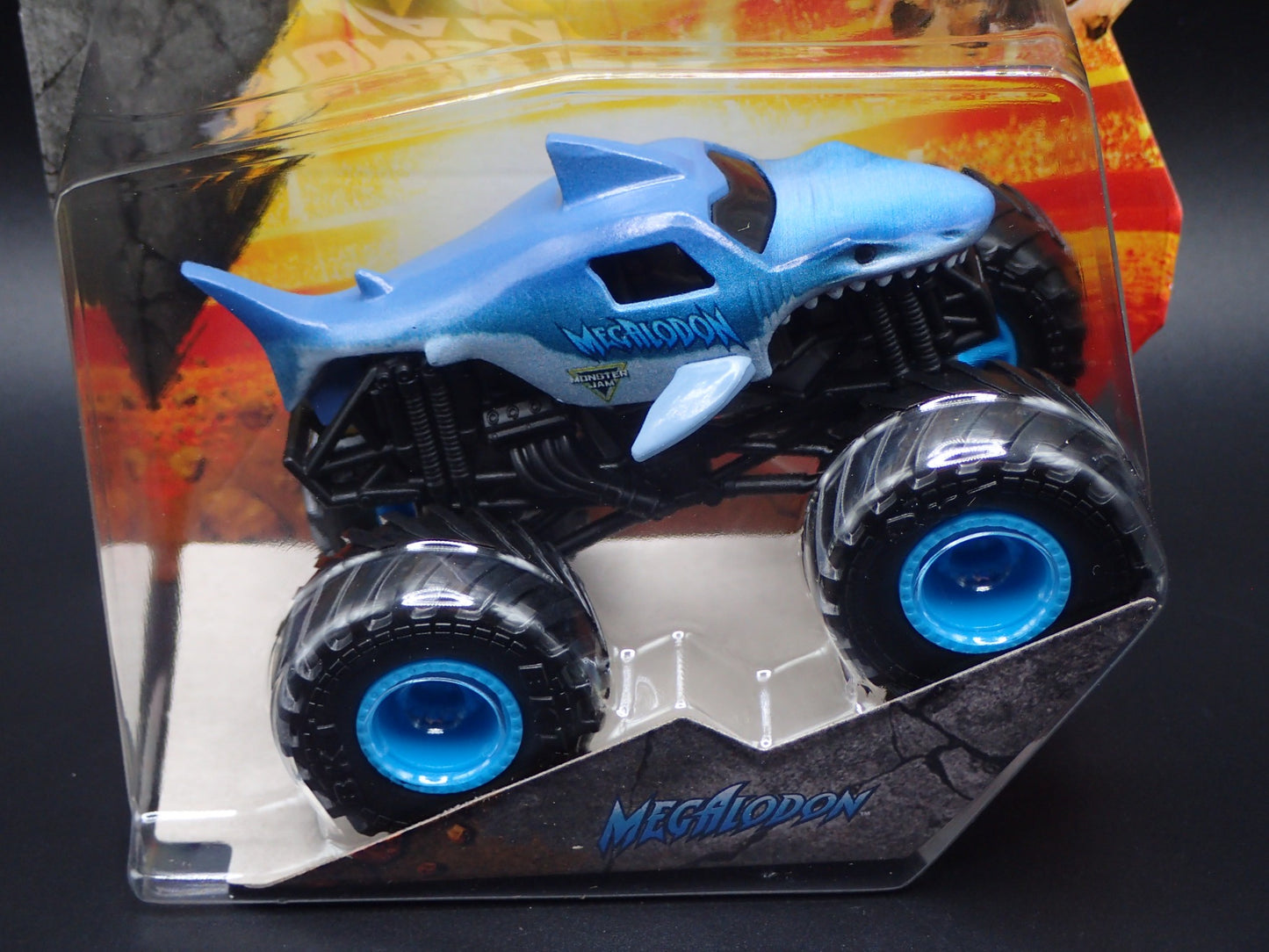 2025 SPIN MASTER MONSTER JAM TRUCK MEGALODON BLUE LEGACY TRUCKS SERIES 44