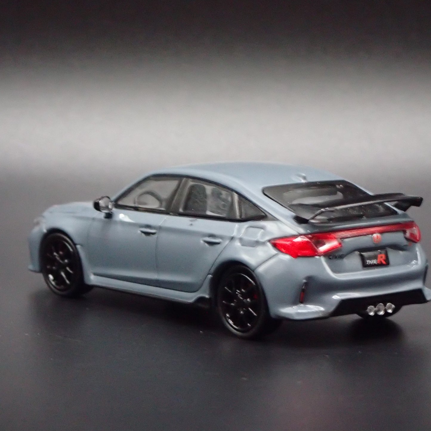 2022-2025 HONDA CIVIC TYPE R 1:64 SCALE COLLECTIBLE DIORAMA DIECAST MODEL CAR